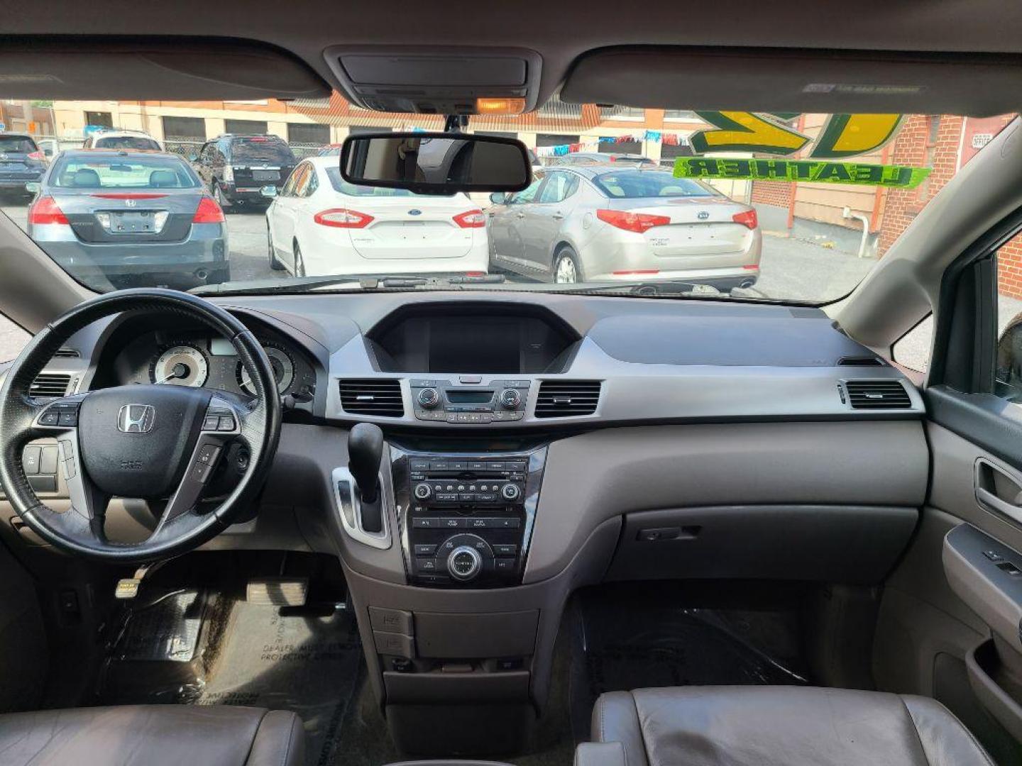 2012 GRAY HONDA ODYSSEY TOURING (5FNRL5H91CB) with an 3.5L engine, Automatic transmission, located at 117 North Cameron Street, Harrisburg, PA, 17101, (717) 963-8962, 40.267021, -76.875351 - WE FINANCE!!! Good Credit/ Bad Credit/ No Credit - ALL Trade-Ins Welcomed!!! ***Guaranteed Credit Approval*** APPLY ONLINE or CALL us TODAY ;) Internet Prices and Marketplace Prices are SPECIAL discounted ***CASH DEALS*** Retail Prices are higher. Please call us to discuss your cash and finan - Photo#15