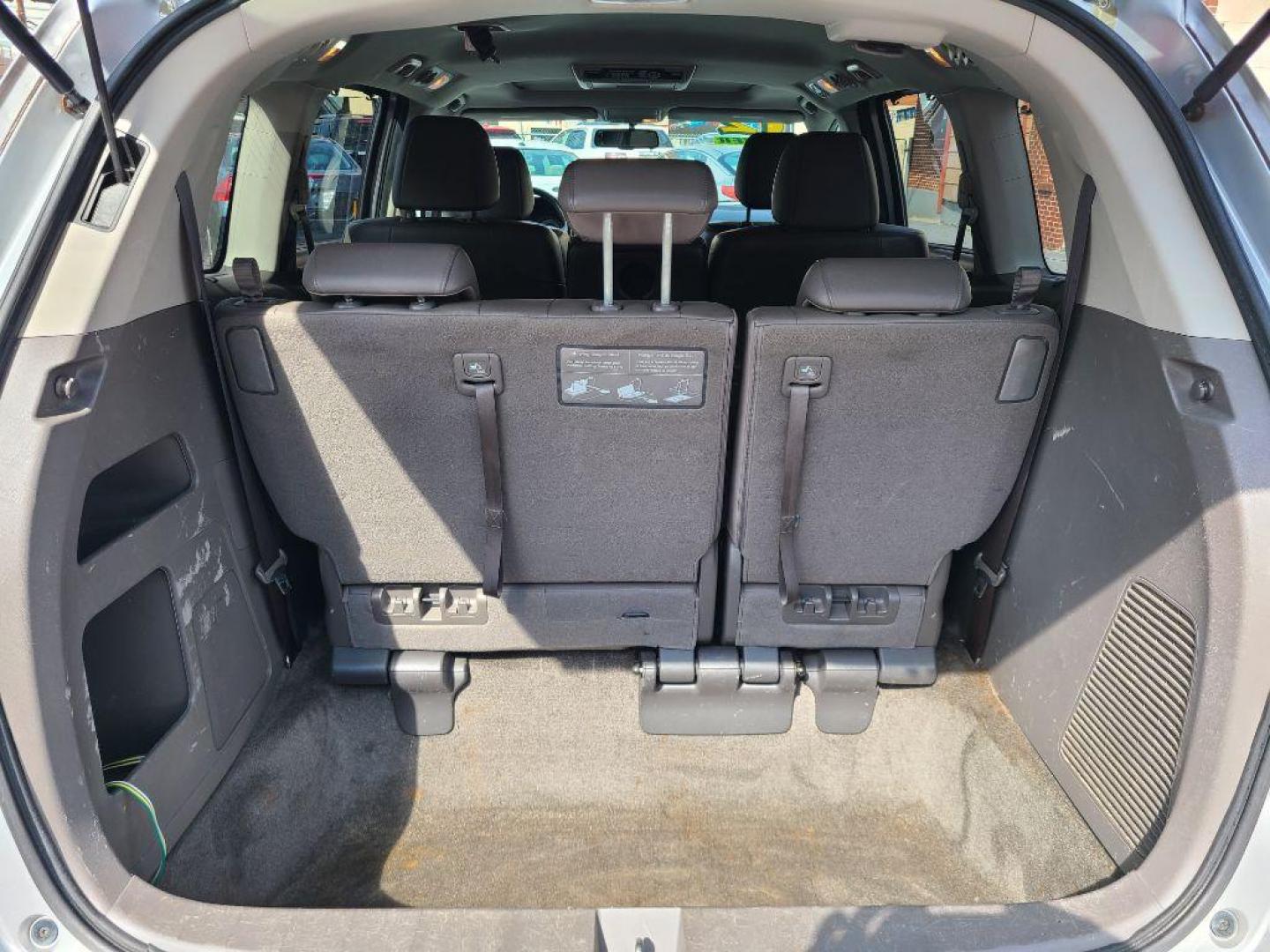 2012 GRAY HONDA ODYSSEY TOURING (5FNRL5H91CB) with an 3.5L engine, Automatic transmission, located at 117 North Cameron Street, Harrisburg, PA, 17101, (717) 963-8962, 40.267021, -76.875351 - WE FINANCE!!! Good Credit/ Bad Credit/ No Credit - ALL Trade-Ins Welcomed!!! ***Guaranteed Credit Approval*** APPLY ONLINE or CALL us TODAY ;) Internet Prices and Marketplace Prices are SPECIAL discounted ***CASH DEALS*** Retail Prices are higher. Please call us to discuss your cash and finan - Photo#16