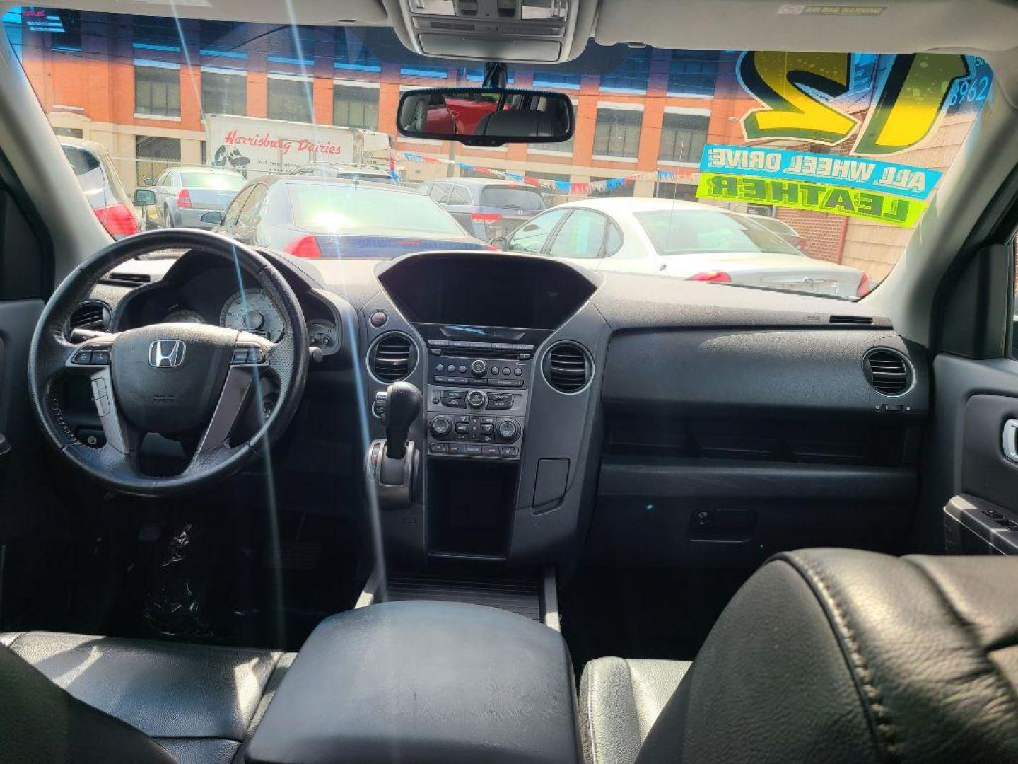 2012 SILVER HONDA PILOT EXL (5FNYF4H52CB) with an 3.5L engine, Automatic transmission, located at 117 North Cameron Street, Harrisburg, PA, 17101, (717) 963-8962, 40.267021, -76.875351 - WE FINANCE!!! Good Credit/ Bad Credit/ No Credit - ALL Trade-Ins Welcomed!!! ***Guaranteed Credit Approval*** APPLY ONLINE or CALL us TODAY ;) Internet Prices and Marketplace Prices are SPECIAL discounted ***CASH DEALS*** Retail Prices are higher. Please call us to discuss your cash and finan - Photo#12