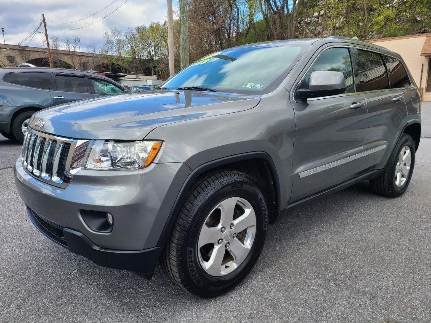 2012 GRAY JEEP GRAND CHEROKEE LAREDO (1C4RJFAG9CC) with an 3.6L engine, Automatic transmission, located at 117 North Cameron Street, Harrisburg, PA, 17101, (717) 963-8962, 40.267021, -76.875351 - Photo#0