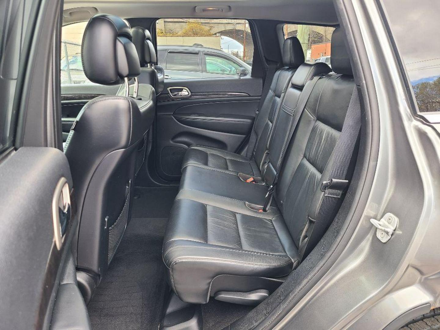 2012 GRAY JEEP GRAND CHEROKEE LAREDO (1C4RJFAG9CC) with an 3.6L engine, Automatic transmission, located at 117 North Cameron Street, Harrisburg, PA, 17101, (717) 963-8962, 40.267021, -76.875351 - Photo#13