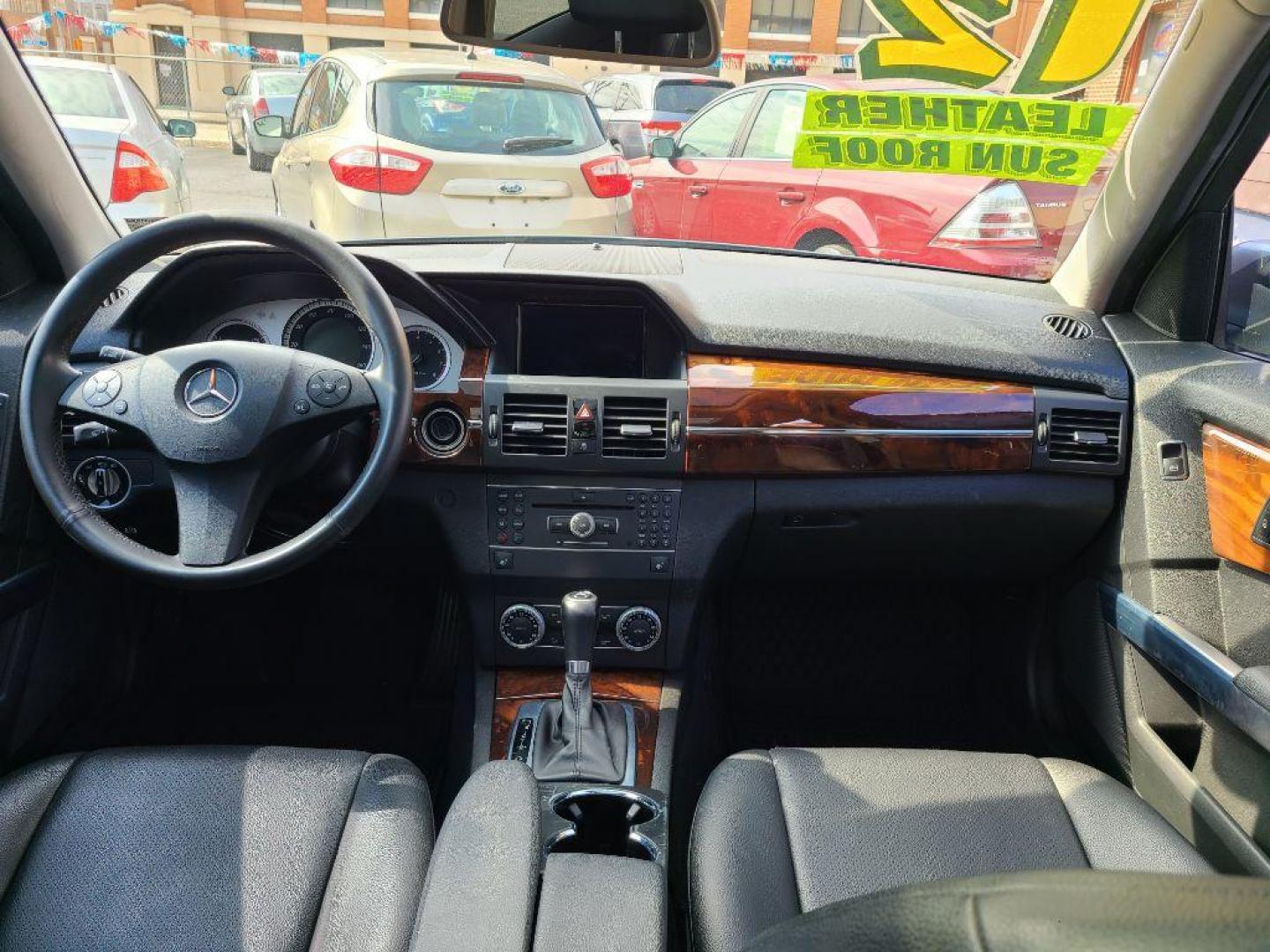 2012 GRAY MERCEDES-BENZ GLK 350 4MATIC (WDCGG8HB1CF) with an 3.5L engine, Automatic transmission, located at 7981 Paxton Street, Harrisburg, PA, 17111, (717) 561-2926, 40.261490, -76.749229 - WE FINANCE!!! Good Credit/ Bad Credit/ No Credit - ALL Trade-Ins Welcomed!!! ***Guaranteed Credit Approval*** APPLY ONLINE or CALL us TODAY ;) Internet Prices and Marketplace Prices are SPECIAL discounted ***CASH DEALS*** Retail Prices are higher. Please call us to discuss your cash and finan - Photo#10
