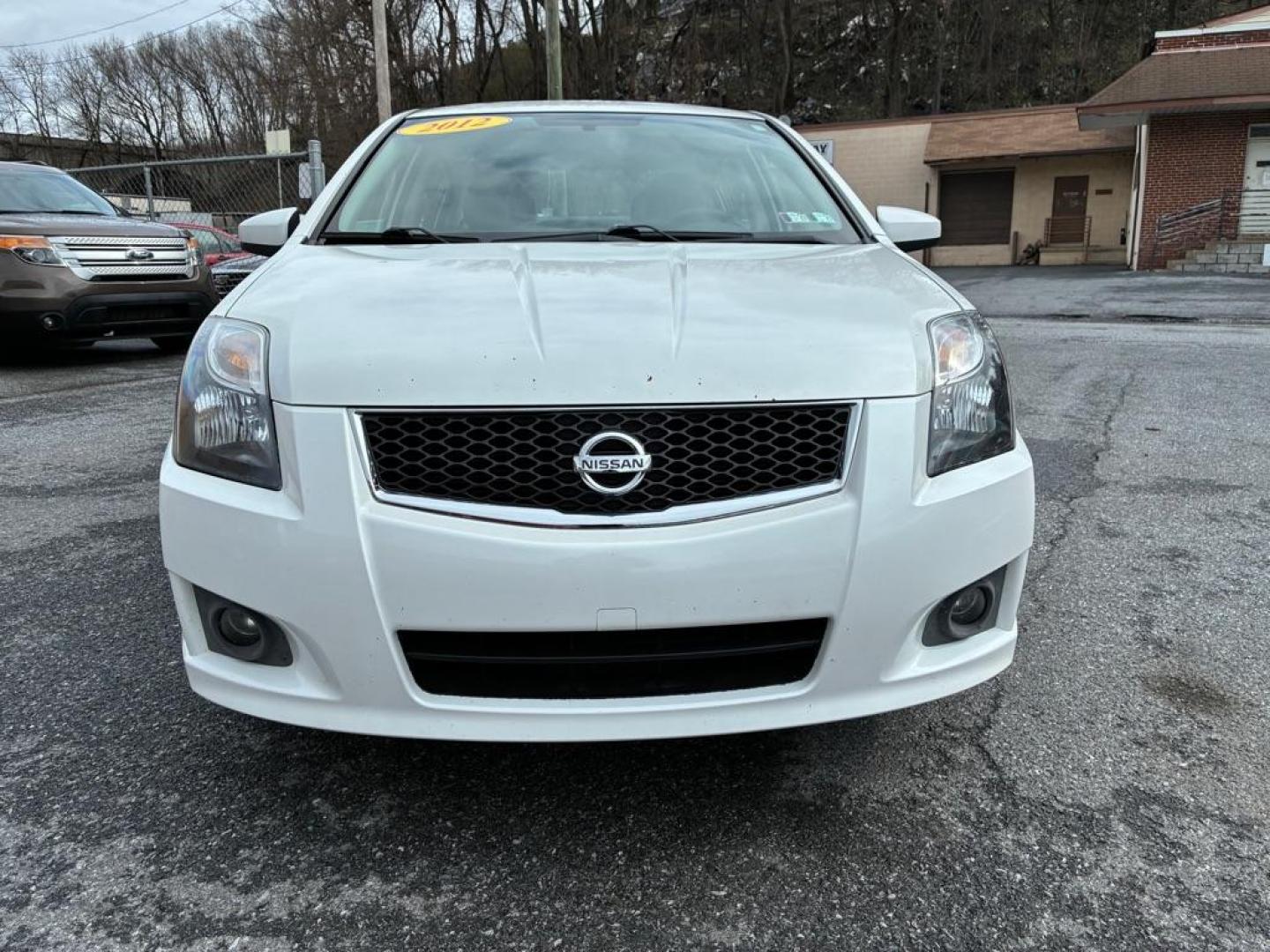 2012 WHITE NISSAN SENTRA SR 2.0 (3N1AB6AP1CL) with an 2.0L engine, Continuously Variable transmission, located at 117 North Cameron Street, Harrisburg, PA, 17101, (717) 963-8962, 40.267021, -76.875351 - Photo#7