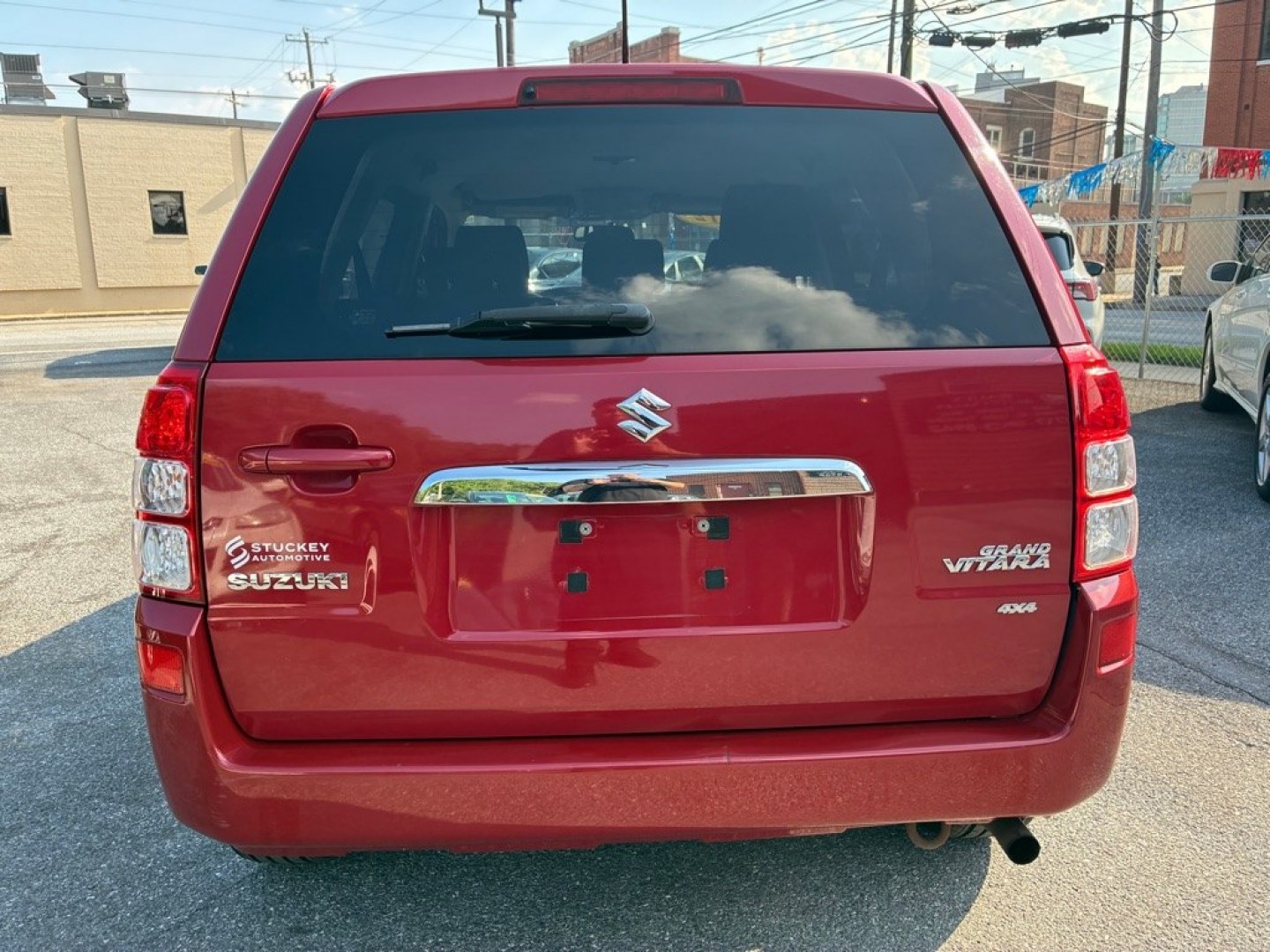 2012 RED SUZUKI GRAND VITARA PREMIUM (JS3TD0D64C4) with an 2.4L engine, Automatic transmission, located at 117 North Cameron Street, Harrisburg, PA, 17101, (717) 963-8962, 40.267021, -76.875351 - WE FINANCE!!! MOST vehicles are available for financing. Good Credit/ Challenged Credit/ No Credit - ALL Trade-Ins Welcomed!!! APPLY ONLINE or CALL us TODAY Please call us to discuss your cash and/or financing options. Thanks for checking our inventory! We're here to help.- Photo#3