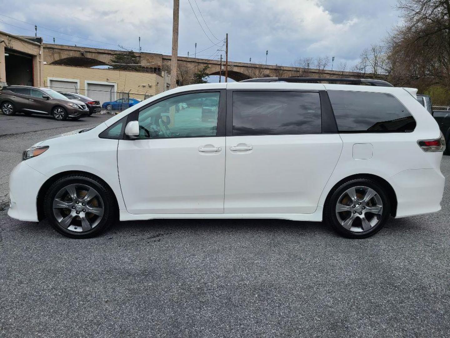 2012 WHITE TOYOTA SIENNA SPORT (5TDXK3DC8CS) with an 3.5L engine, Automatic transmission, located at 117 North Cameron Street, Harrisburg, PA, 17101, (717) 963-8962, 40.267021, -76.875351 - WE FINANCE!!! Good Credit/ Bad Credit/ No Credit - ALL Trade-Ins Welcomed!!! ***Guaranteed Credit Approval*** APPLY ONLINE or CALL us TODAY ;) Internet Prices and Marketplace Prices are SPECIAL discounted ***CASH DEALS*** Retail Prices are higher. Please call us to discuss your cash and finan - Photo#1