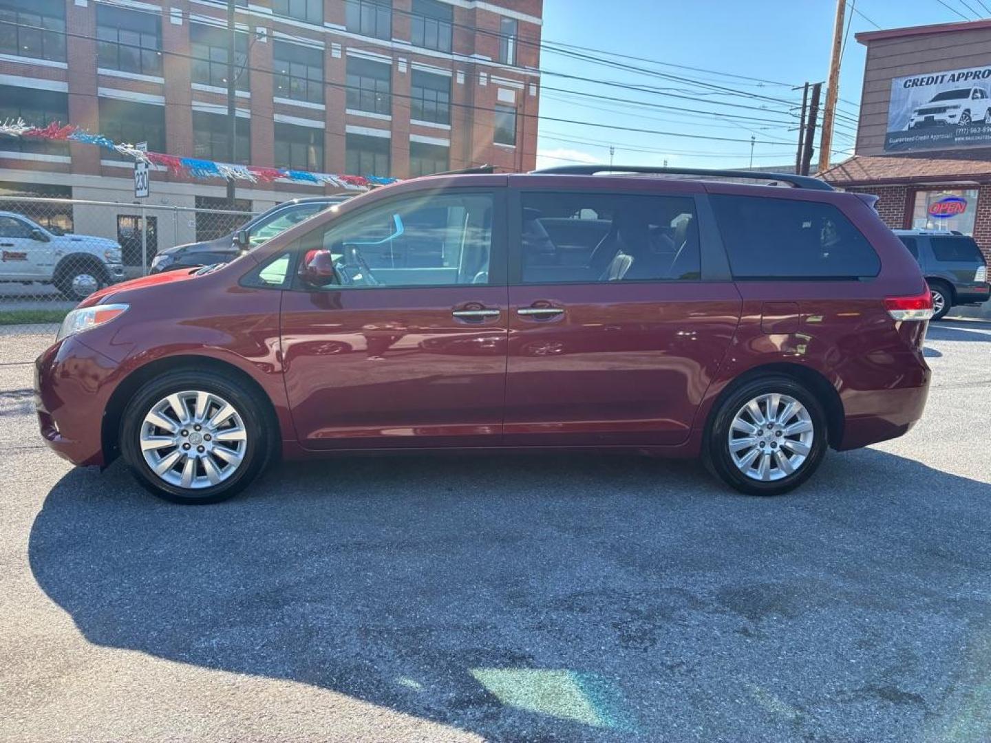 2012 RED TOYOTA SIENNA limited (5TDDK3DC2CS) with an 3.5L engine, Automatic transmission, located at 117 North Cameron Street, Harrisburg, PA, 17101, (717) 963-8962, 40.267021, -76.875351 - WE FINANCE!!! MOST vehicles are available for financing. Good Credit/ Challenged Credit/ No Credit - ALL Trade-Ins Welcomed!!! APPLY ONLINE or CALL us TODAY Please call us to discuss your cash and/or financing options. Thanks for checking our inventory! We're here to help. - Photo#1