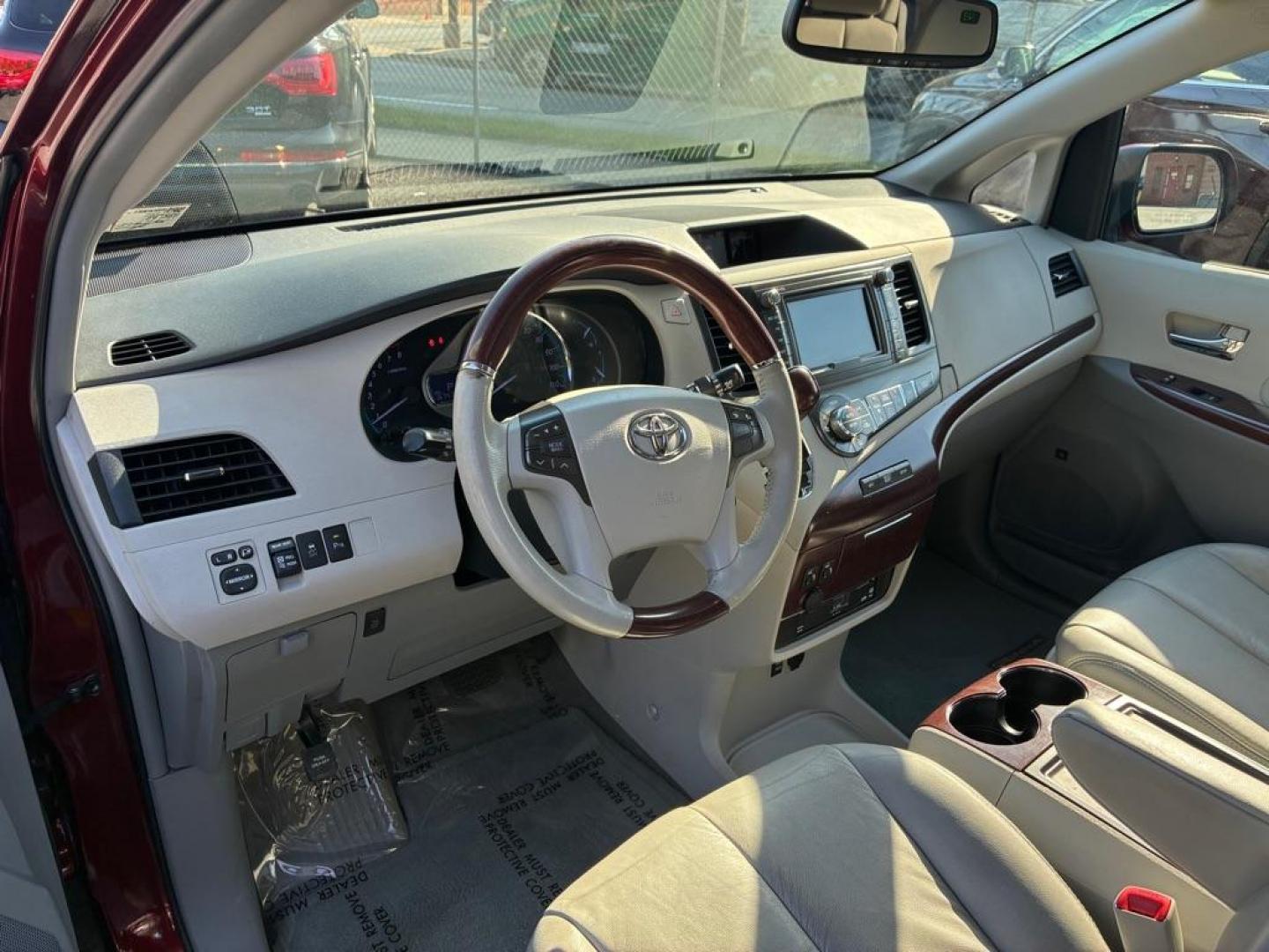 2012 RED TOYOTA SIENNA limited (5TDDK3DC2CS) with an 3.5L engine, Automatic transmission, located at 117 North Cameron Street, Harrisburg, PA, 17101, (717) 963-8962, 40.267021, -76.875351 - WE FINANCE!!! MOST vehicles are available for financing. Good Credit/ Challenged Credit/ No Credit - ALL Trade-Ins Welcomed!!! APPLY ONLINE or CALL us TODAY Please call us to discuss your cash and/or financing options. Thanks for checking our inventory! We're here to help. - Photo#16