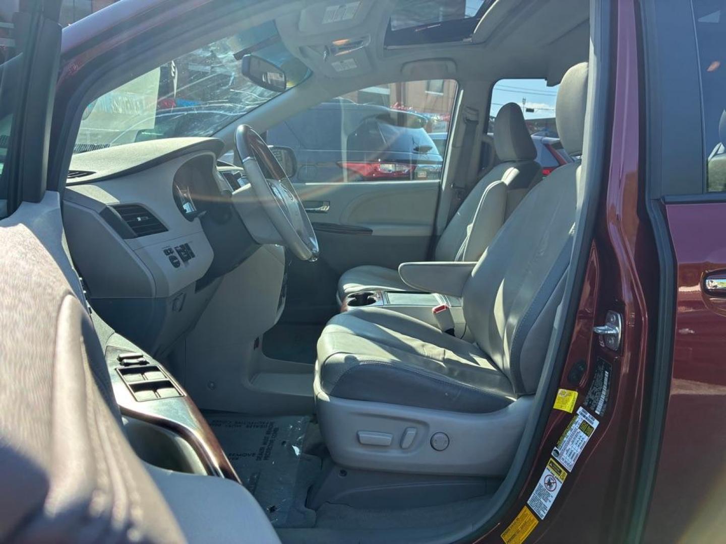 2012 RED TOYOTA SIENNA limited (5TDDK3DC2CS) with an 3.5L engine, Automatic transmission, located at 117 North Cameron Street, Harrisburg, PA, 17101, (717) 963-8962, 40.267021, -76.875351 - WE FINANCE!!! MOST vehicles are available for financing. Good Credit/ Challenged Credit/ No Credit - ALL Trade-Ins Welcomed!!! APPLY ONLINE or CALL us TODAY Please call us to discuss your cash and/or financing options. Thanks for checking our inventory! We're here to help. - Photo#17