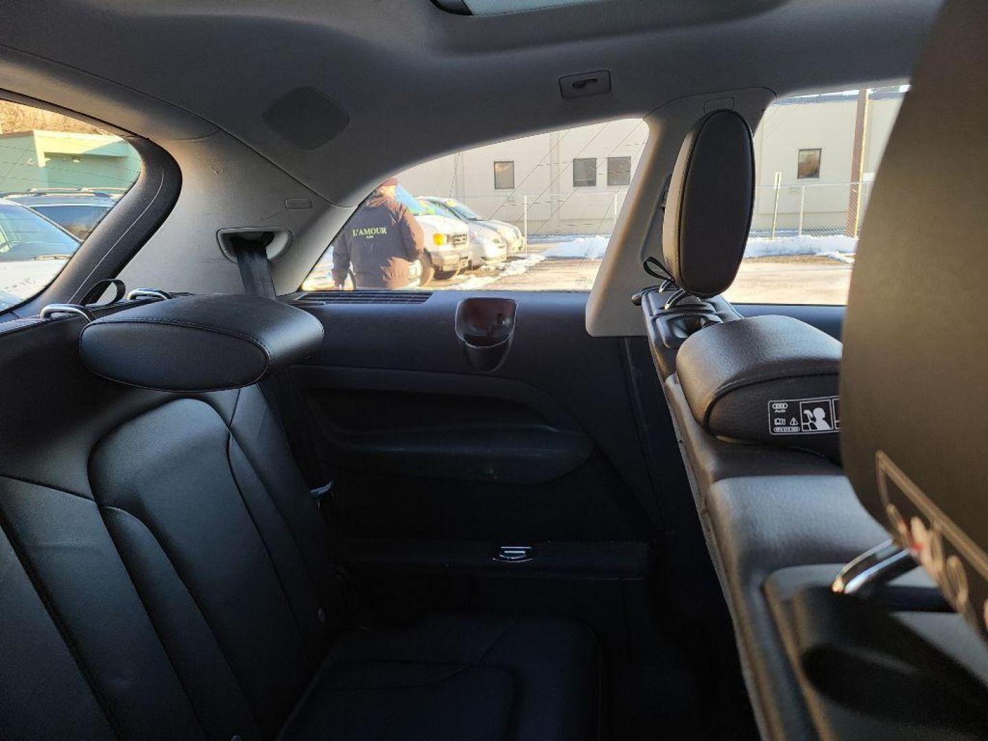 2013 WHITE AUDI Q7 PREMIUM PLUS (WA1LGAFE1DD) with an 3.0L engine, Automatic transmission, located at 117 North Cameron Street, Harrisburg, PA, 17101, (717) 963-8962, 40.267021, -76.875351 - Photo#10