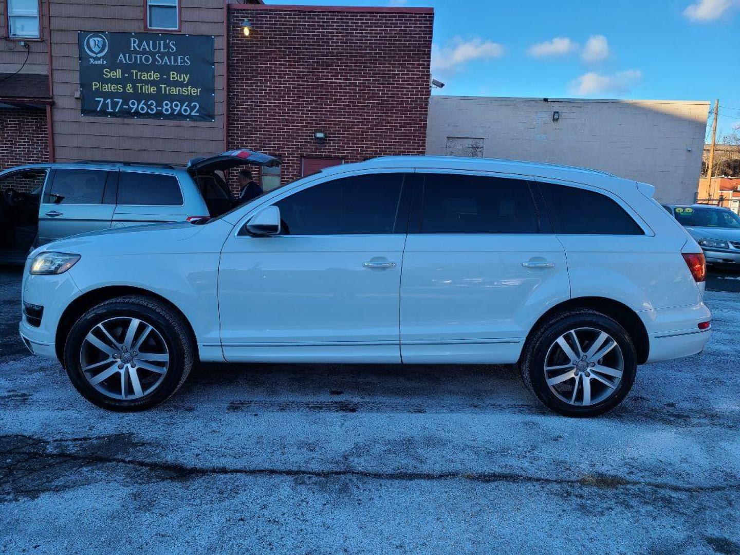 2013 WHITE AUDI Q7 PREMIUM PLUS (WA1LGAFE1DD) with an 3.0L engine, Automatic transmission, located at 117 North Cameron Street, Harrisburg, PA, 17101, (717) 963-8962, 40.267021, -76.875351 - Photo#1