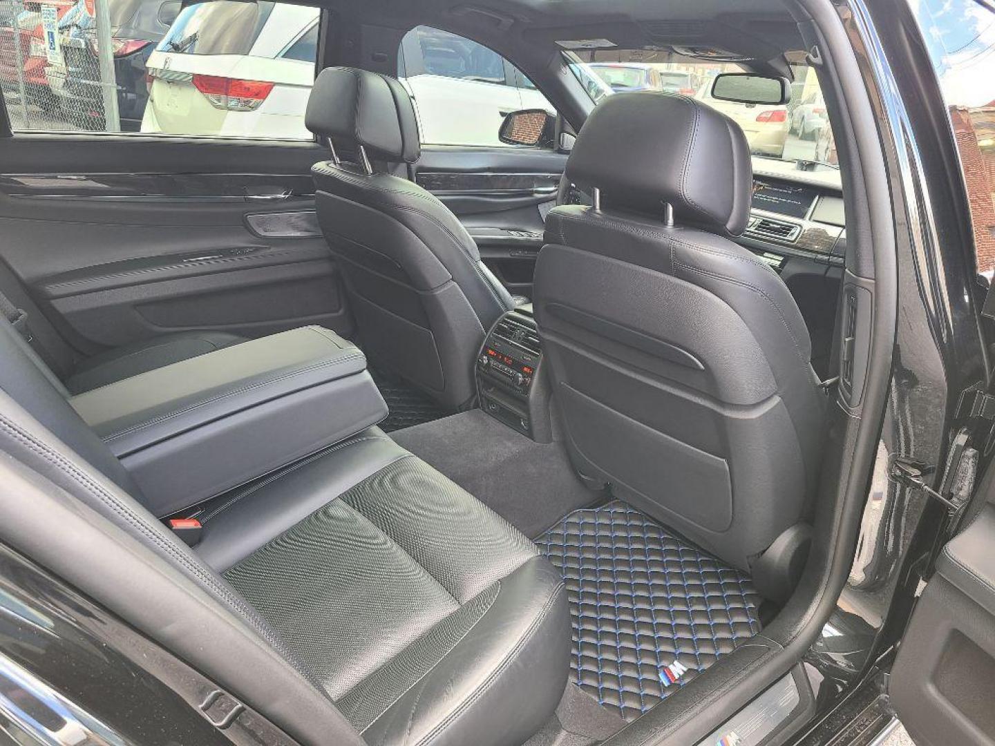 2013 BLACK BMW 750 LI (WBAYE8C50DD) with an 4.4L engine, Automatic transmission, located at 7981 Paxton Street, Harrisburg, PA, 17111, (717) 561-2926, 40.261490, -76.749229 - WE FINANCE!!! Good Credit/ Bad Credit/ No Credit - ALL Trade-Ins Welcomed!!! ***Guaranteed Credit Approval*** APPLY ONLINE or CALL us TODAY ;) Internet Prices and Marketplace Prices are SPECIAL discounted ***CASH DEALS*** Retail Prices are higher. Please call us to discuss your cash and finan - Photo#14