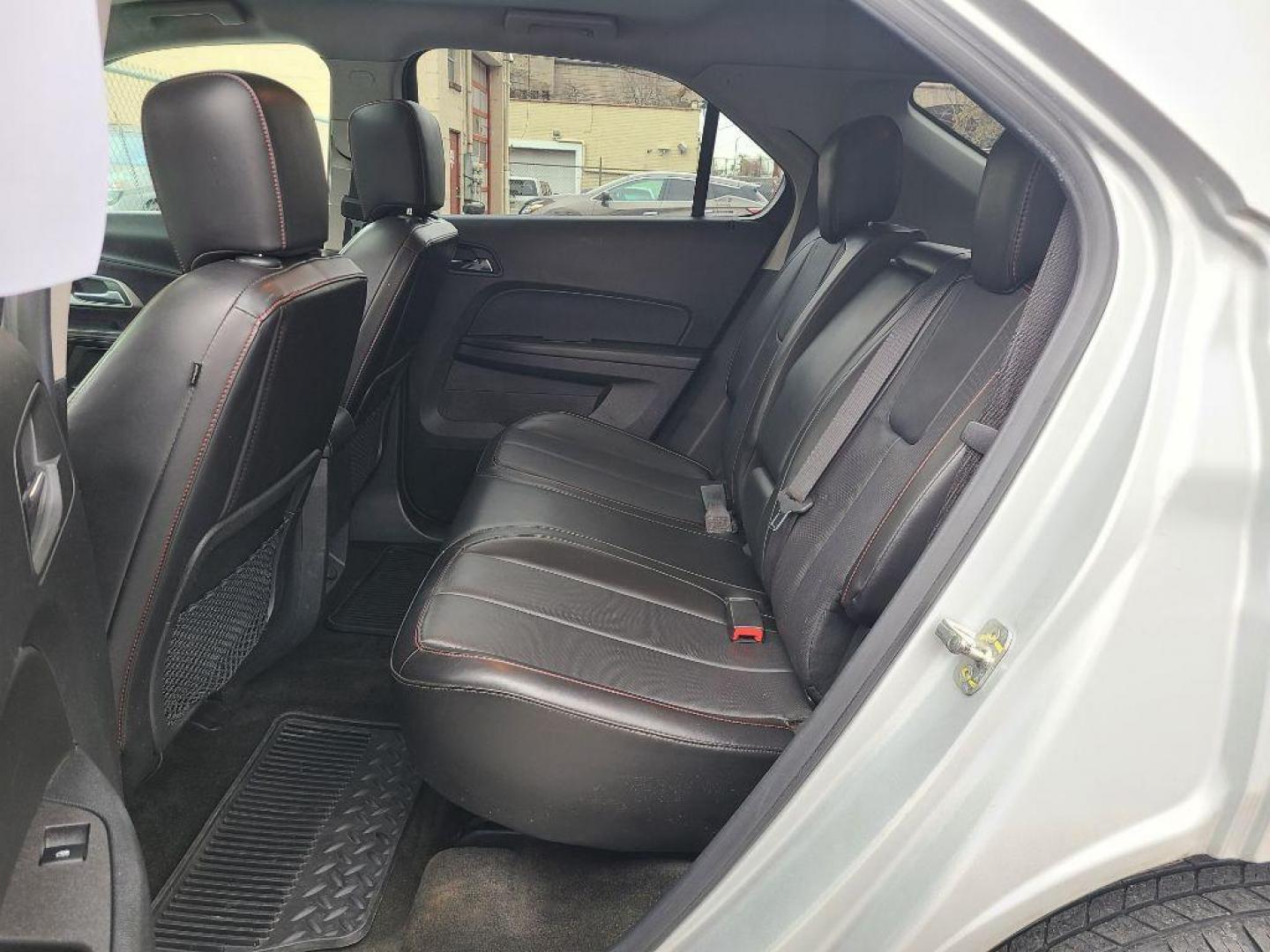2013 SILVER CHEVROLET EQUINOX LT (2GNALPEKXD1) with an 2.4L engine, Automatic transmission, located at 117 North Cameron Street, Harrisburg, PA, 17101, (717) 963-8962, 40.267021, -76.875351 - WE FINANCE!!! Good Credit/ Bad Credit/ No Credit - ALL Trade-Ins Welcomed!!! ***Guaranteed Credit Approval*** APPLY ONLINE or CALL us TODAY ;) Internet Prices and Marketplace Prices are SPECIAL discounted ***CASH DEALS*** Retail Prices are higher. Please call us to discuss your cash and finan - Photo#12