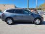 2013 GRAY CHEVROLET TRAVERSE LS (1GNKVFED0DJ) with an 3.6L engine, Automatic transmission, located at 117 North Cameron Street, Harrisburg, PA, 17101, (717) 963-8962, 40.267021, -76.875351 - WE FINANCE!!! Good Credit/ Bad Credit/ No Credit - ALL Trade-Ins Welcomed!!! ***Guaranteed Credit Approval*** APPLY ONLINE or CALL us TODAY ;) Internet Prices and Marketplace Prices are SPECIAL discounted ***CASH DEALS*** Retail Prices are higher. Please call us to discuss your cash and finan - Photo#5