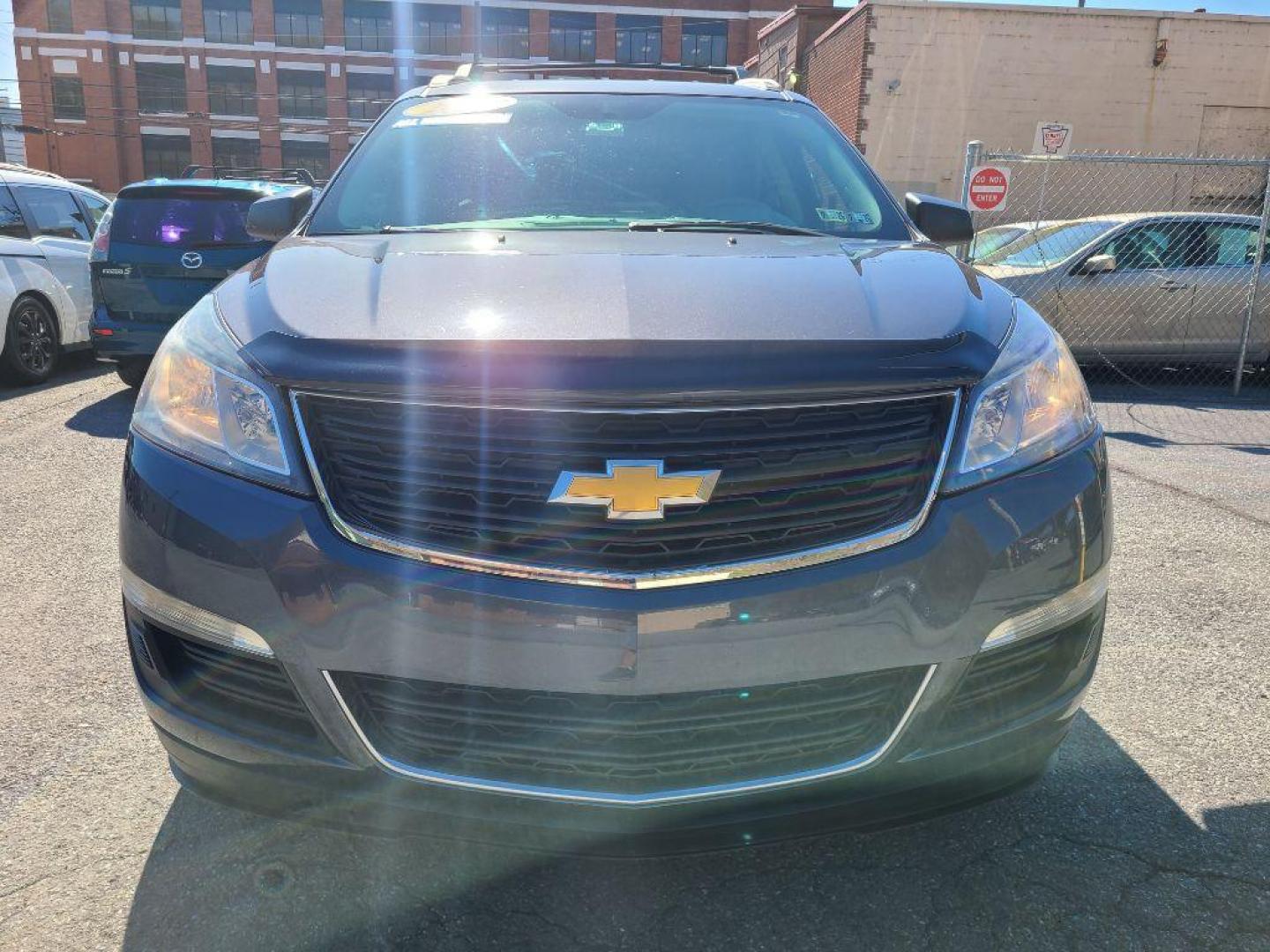 2013 GRAY CHEVROLET TRAVERSE LS (1GNKVFED0DJ) with an 3.6L engine, Automatic transmission, located at 117 North Cameron Street, Harrisburg, PA, 17101, (717) 963-8962, 40.267021, -76.875351 - WE FINANCE!!! Good Credit/ Bad Credit/ No Credit - ALL Trade-Ins Welcomed!!! ***Guaranteed Credit Approval*** APPLY ONLINE or CALL us TODAY ;) Internet Prices and Marketplace Prices are SPECIAL discounted ***CASH DEALS*** Retail Prices are higher. Please call us to discuss your cash and finan - Photo#7