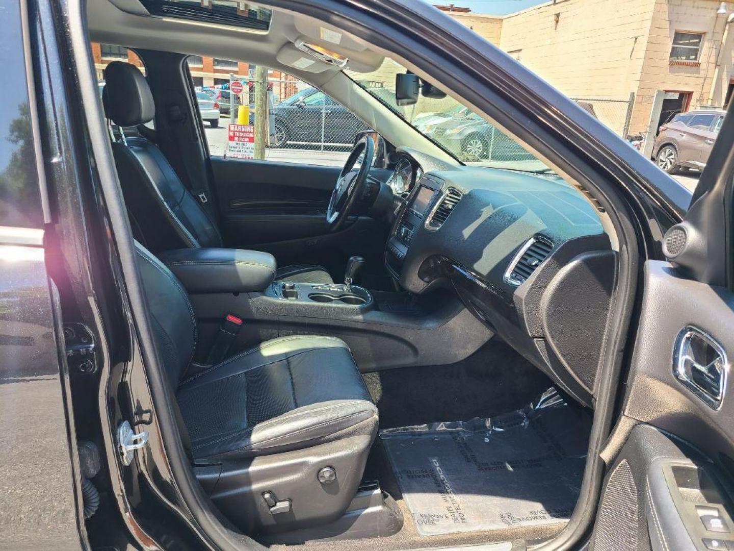 2013 BLACK DODGE DURANGO CITADEL (1C4SDJET6DC) with an 5.7L engine, Automatic transmission, located at 7981 Paxton Street, Harrisburg, PA, 17111, (717) 561-2926, 40.261490, -76.749229 - WE FINANCE!!! Good Credit/ Bad Credit/ No Credit - ALL Trade-Ins Welcomed!!! ***Guaranteed Credit Approval*** APPLY ONLINE or CALL us TODAY ;) Internet Prices and Marketplace Prices are SPECIAL discounted ***CASH DEALS*** Retail Prices are higher. Please call us to discuss your cash and finan - Photo#10