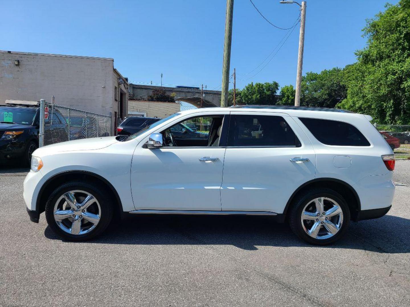 2013 WHITE DODGE DURANGO CITADEL (1C4RDJEGXDC) with an 3.6L engine, Automatic transmission, located at 117 North Cameron Street, Harrisburg, PA, 17101, (717) 963-8962, 40.267021, -76.875351 - WE FINANCE!!! Good Credit/ Bad Credit/ No Credit - ALL Trade-Ins Welcomed!!! ***Guaranteed Credit Approval*** APPLY ONLINE or CALL us TODAY ;) Internet Prices and Marketplace Prices are SPECIAL discounted ***CASH DEALS*** Retail Prices are higher. Please call us to discuss your cash and finan - Photo#1