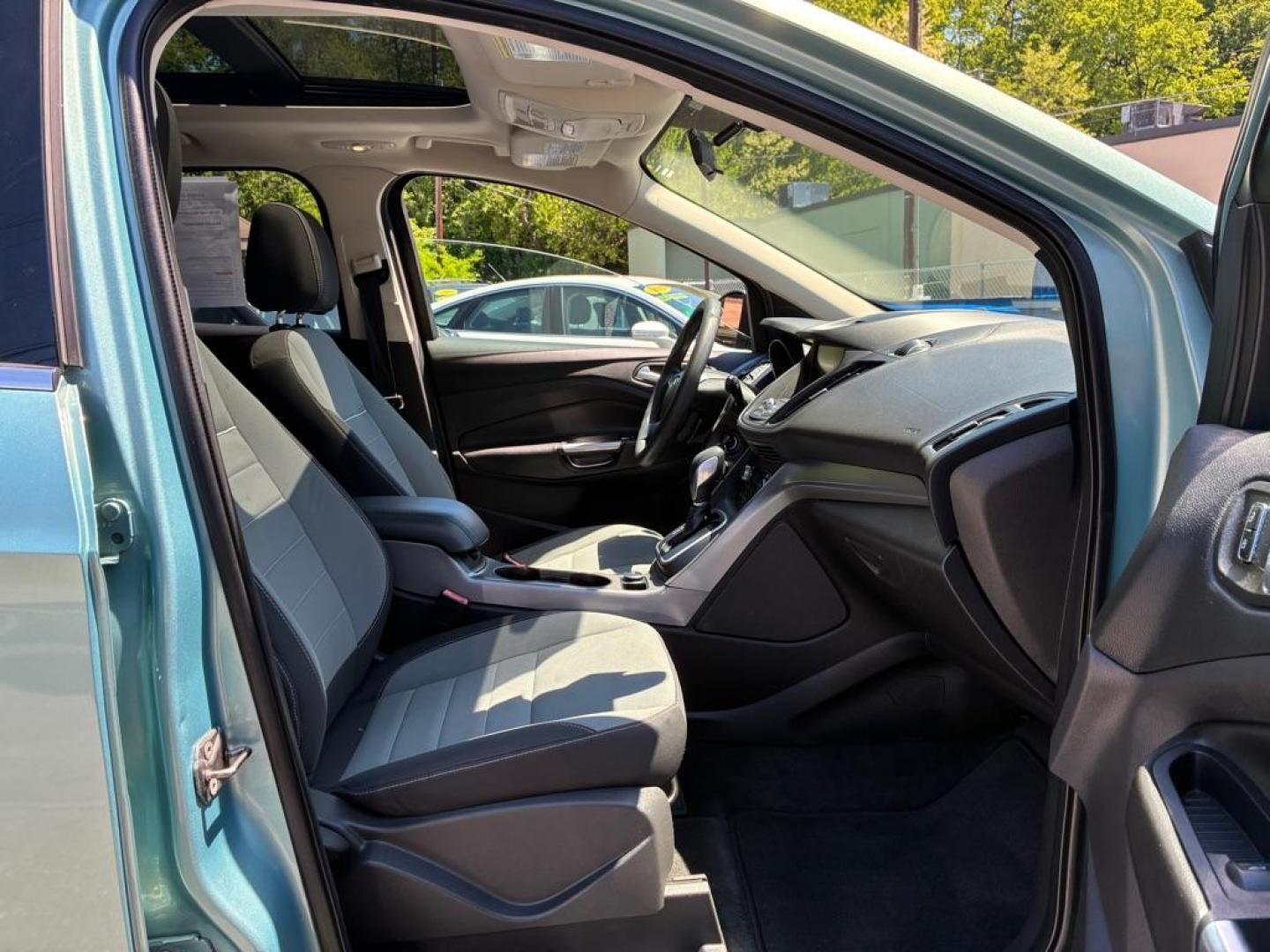 2013 GREEN FORD ESCAPE SE (1FMCU0GX1DU) with an 1.6L engine, Automatic transmission, located at 117 North Cameron Street, Harrisburg, PA, 17101, (717) 963-8962, 40.267021, -76.875351 - WE FINANCE!!! MOST vehicles are available for financing. Good Credit/ Challenged Credit/ No Credit - ALL Trade-Ins Welcomed!!! APPLY ONLINE or CALL us TODAY Please call us to discuss your cash and/or financing options. Thanks for checking our inventory! We're here to help. - Photo#8