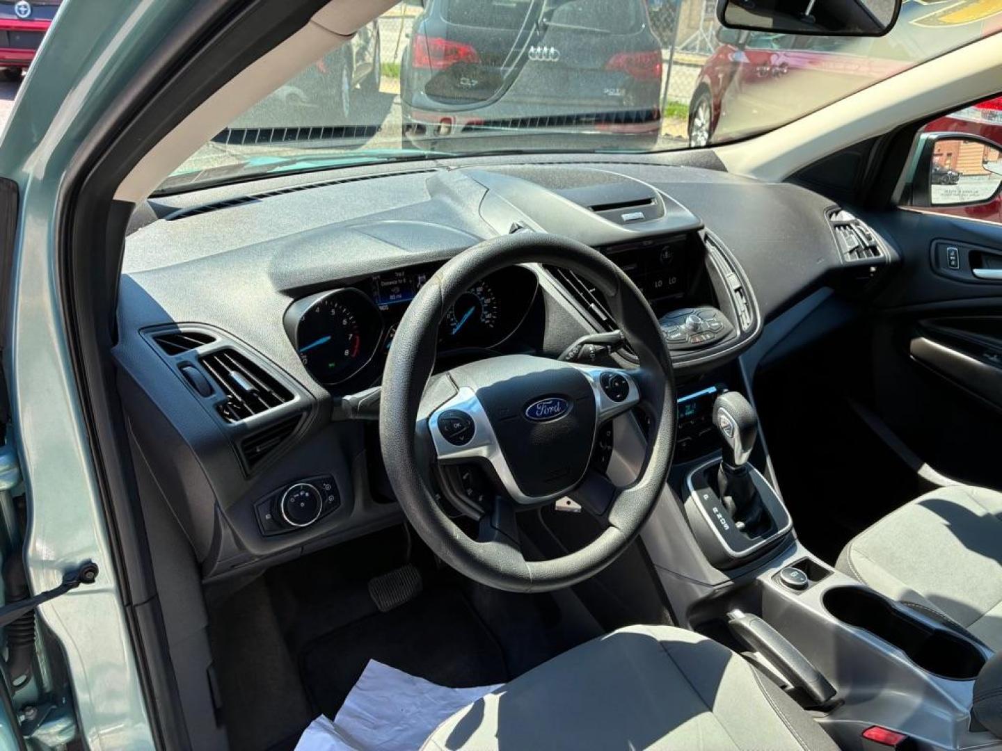 2013 GREEN FORD ESCAPE SE (1FMCU0GX1DU) with an 1.6L engine, Automatic transmission, located at 117 North Cameron Street, Harrisburg, PA, 17101, (717) 963-8962, 40.267021, -76.875351 - WE FINANCE!!! MOST vehicles are available for financing. Good Credit/ Challenged Credit/ No Credit - ALL Trade-Ins Welcomed!!! APPLY ONLINE or CALL us TODAY Please call us to discuss your cash and/or financing options. Thanks for checking our inventory! We're here to help. - Photo#14