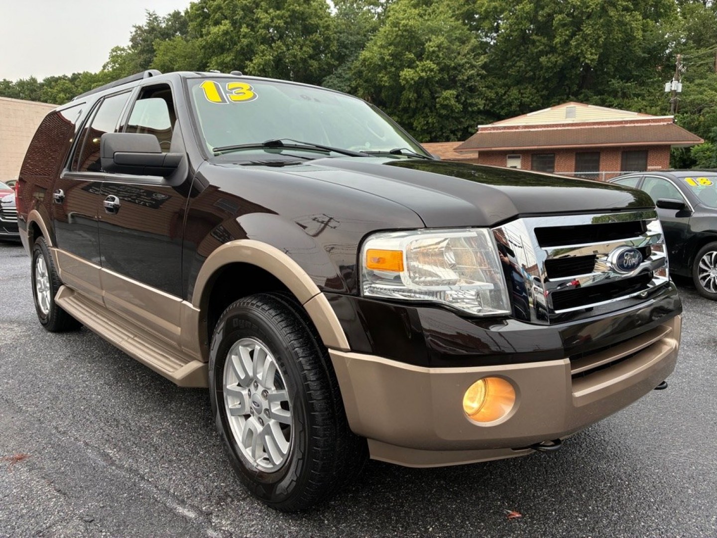 2013 BROWN FORD EXPEDITION EL XLT (1FMJK1J58DE) with an 5.4L engine, Automatic transmission, located at 117 North Cameron Street, Harrisburg, PA, 17101, (717) 963-8962, 40.267021, -76.875351 - WE FINANCE!!! MOST vehicles are available for financing. Good Credit/ Challenged Credit/ No Credit - ALL Trade-Ins Welcomed!!! APPLY ONLINE or CALL us TODAY Please call us to discuss your cash and/or financing options. Thanks for checking our inventory! We're here to help.- Photo#6