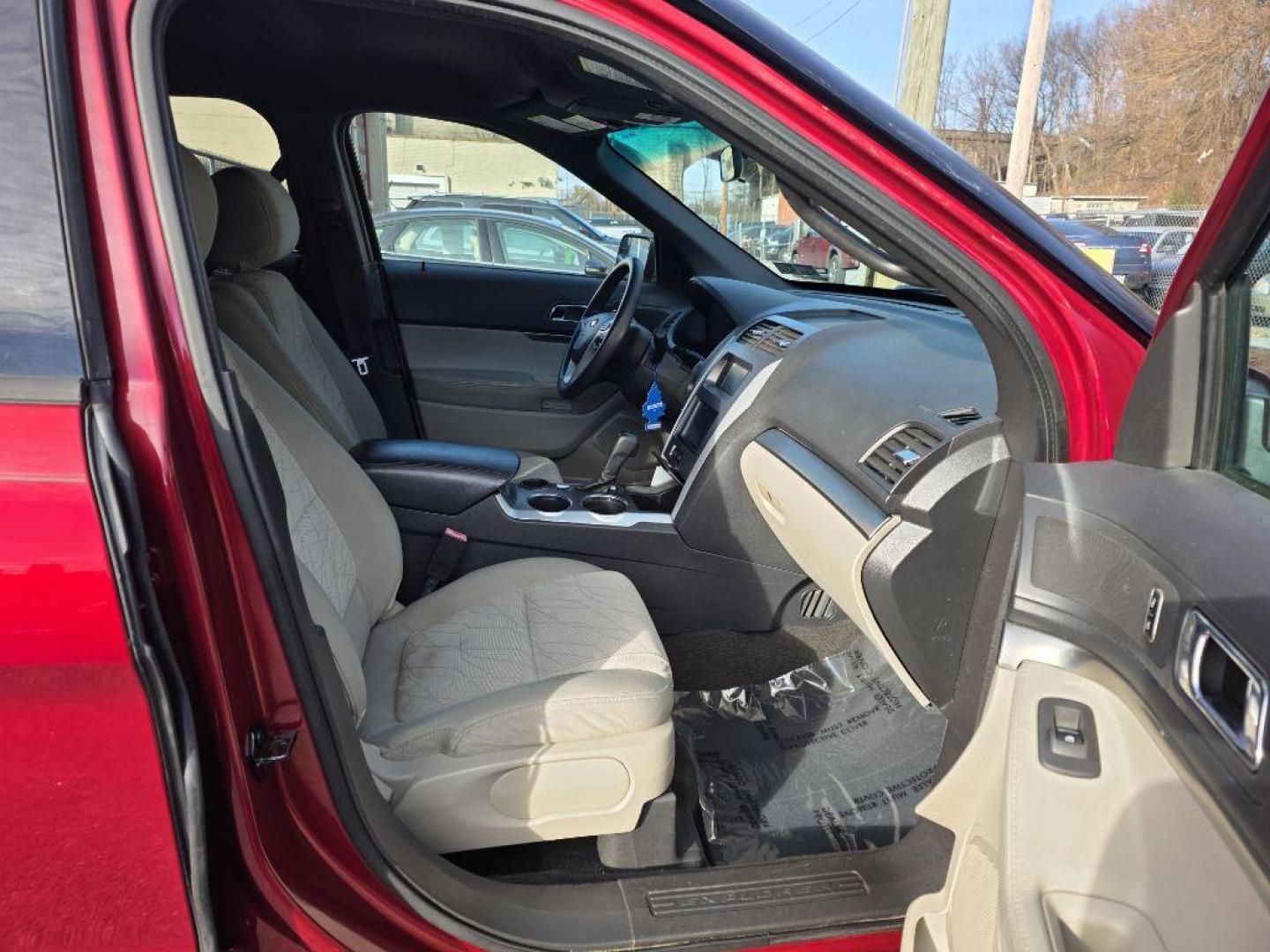 2013 RED FORD EXPLORER BASE (1FM5K7B9XDG) with an 2.0L engine, Automatic transmission, located at 117 North Cameron Street, Harrisburg, PA, 17101, (717) 963-8962, 40.267021, -76.875351 - WE FINANCE!!! Good Credit/ Bad Credit/ No Credit - ALL Trade-Ins Welcomed!!! ***Guaranteed Credit Approval*** APPLY ONLINE or CALL us TODAY ;) Please call us to discuss your cash and financing options. - Photo#8