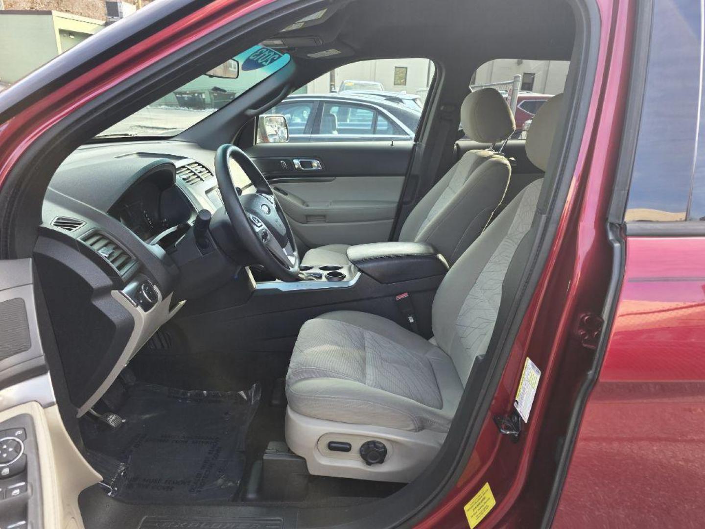 2013 RED FORD EXPLORER BASE (1FM5K7B9XDG) with an 2.0L engine, Automatic transmission, located at 117 North Cameron Street, Harrisburg, PA, 17101, (717) 963-8962, 40.267021, -76.875351 - WE FINANCE!!! Good Credit/ Bad Credit/ No Credit - ALL Trade-Ins Welcomed!!! ***Guaranteed Credit Approval*** APPLY ONLINE or CALL us TODAY ;) Please call us to discuss your cash and financing options. - Photo#15