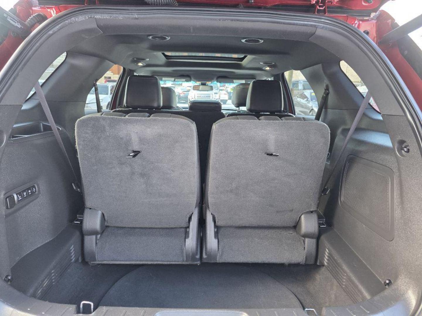 2013 RED FORD EXPLORER LIMITED (1FM5K8F80DG) with an 3.5L engine, Automatic transmission, located at 117 North Cameron Street, Harrisburg, PA, 17101, (717) 963-8962, 40.267021, -76.875351 - WE FINANCE!!! Good Credit/ Challenged Credit/ No Credit - ALL Trade-Ins Welcomed!!! APPLY ONLINE or CALL us TODAY ;) Please call us to discuss your cash and/or financing options. - Photo#12