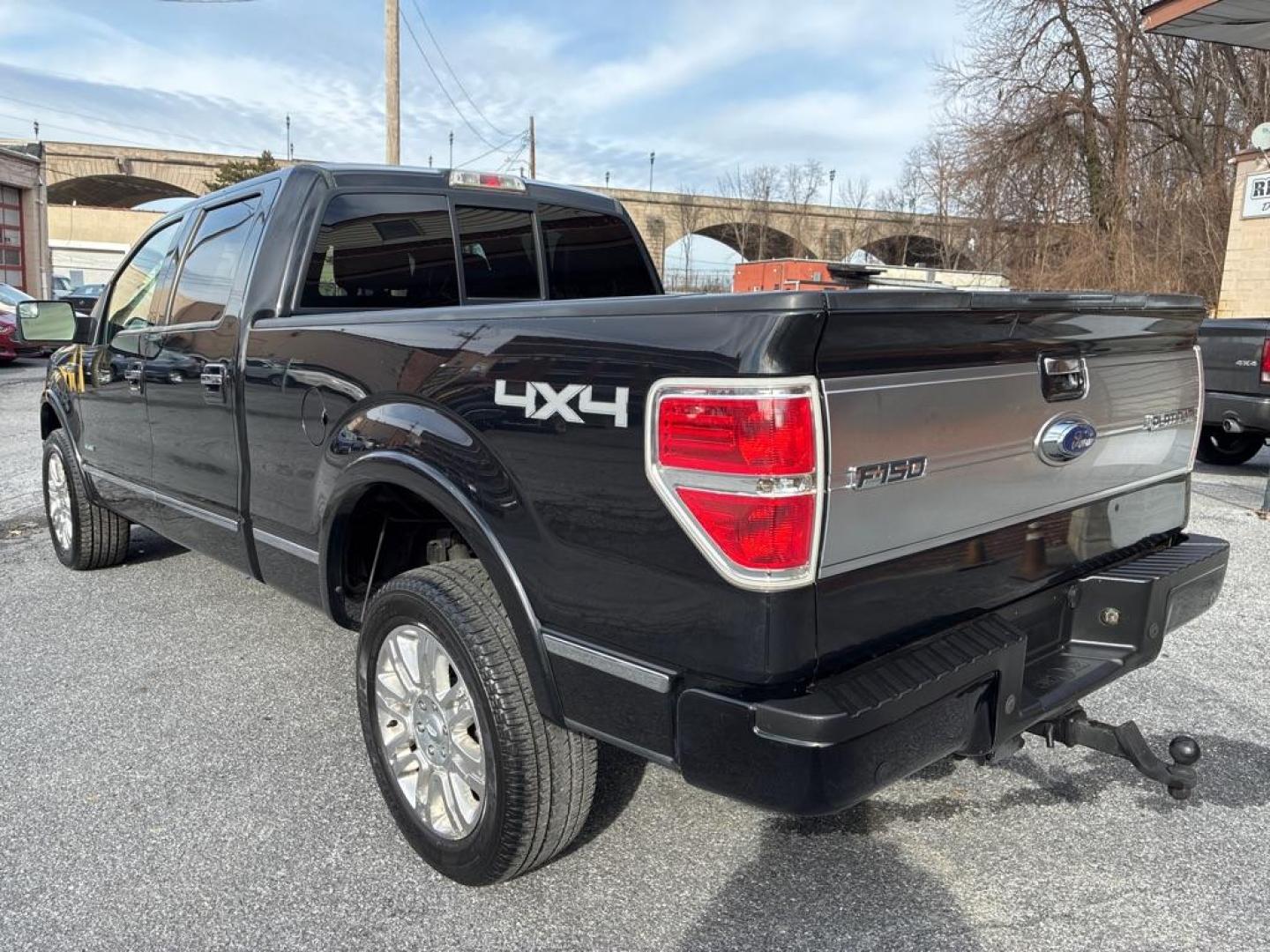 2013 BLACK FORD F150 SUPERCREW (1FTFW1ET5DF) with an 3.5L engine, Automatic transmission, located at 131 N Cameron st, Harrisburg, PA, 17101, (717) 561-2926, 40.267086, -76.875374 - WE FINANCE!!! Good Credit/ Bad Credit/ No Credit - ALL Trade-Ins Welcomed!!! ***Guaranteed Credit Approval*** APPLY ONLINE or CALL us TODAY ;) Please call us to discuss your cash and financing options. - Photo#4
