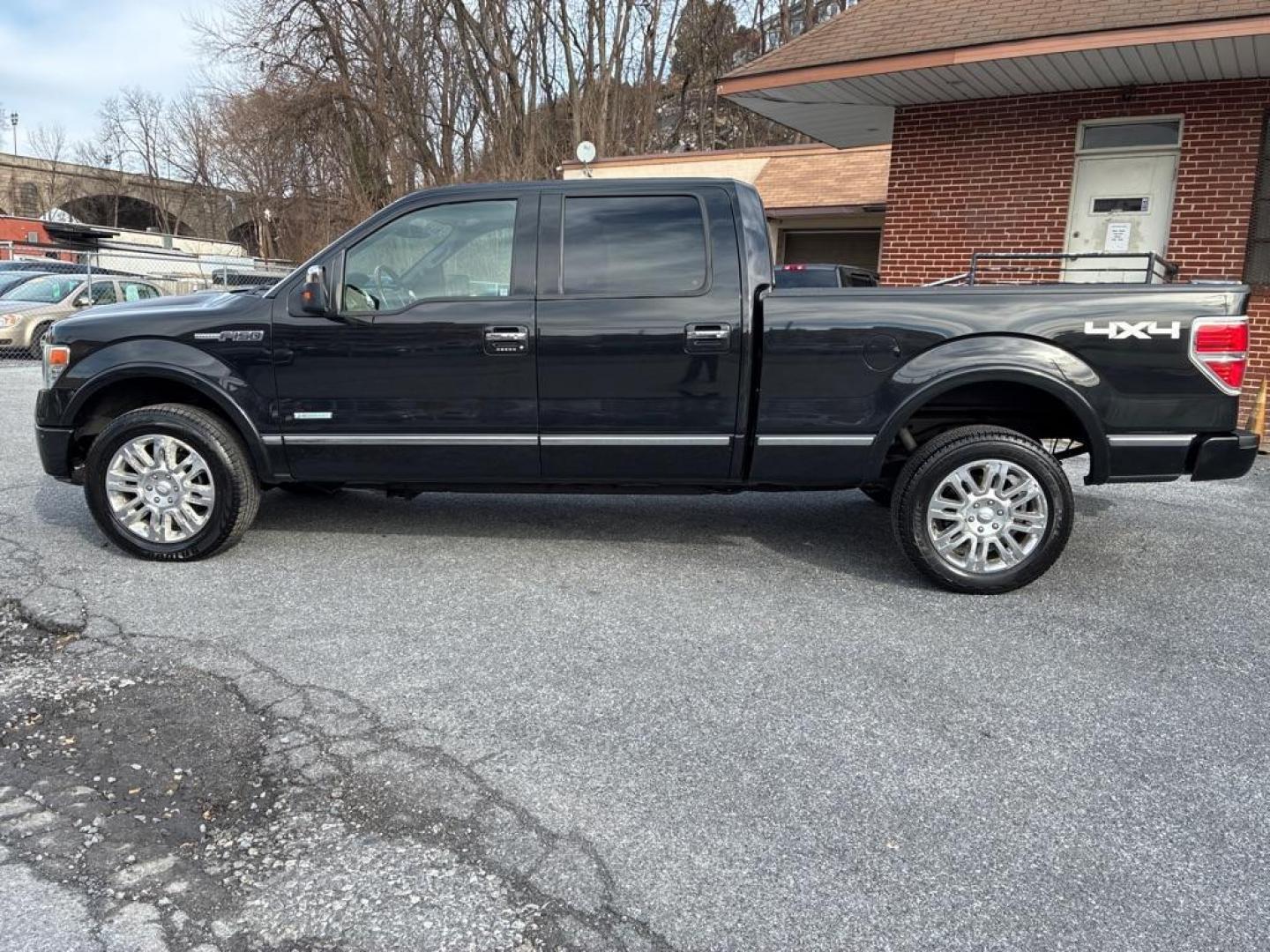 2013 BLACK FORD F150 SUPERCREW (1FTFW1ET5DF) with an 3.5L engine, Automatic transmission, located at 131 N Cameron st, Harrisburg, PA, 17101, (717) 561-2926, 40.267086, -76.875374 - WE FINANCE!!! Good Credit/ Bad Credit/ No Credit - ALL Trade-Ins Welcomed!!! ***Guaranteed Credit Approval*** APPLY ONLINE or CALL us TODAY ;) Please call us to discuss your cash and financing options. - Photo#5