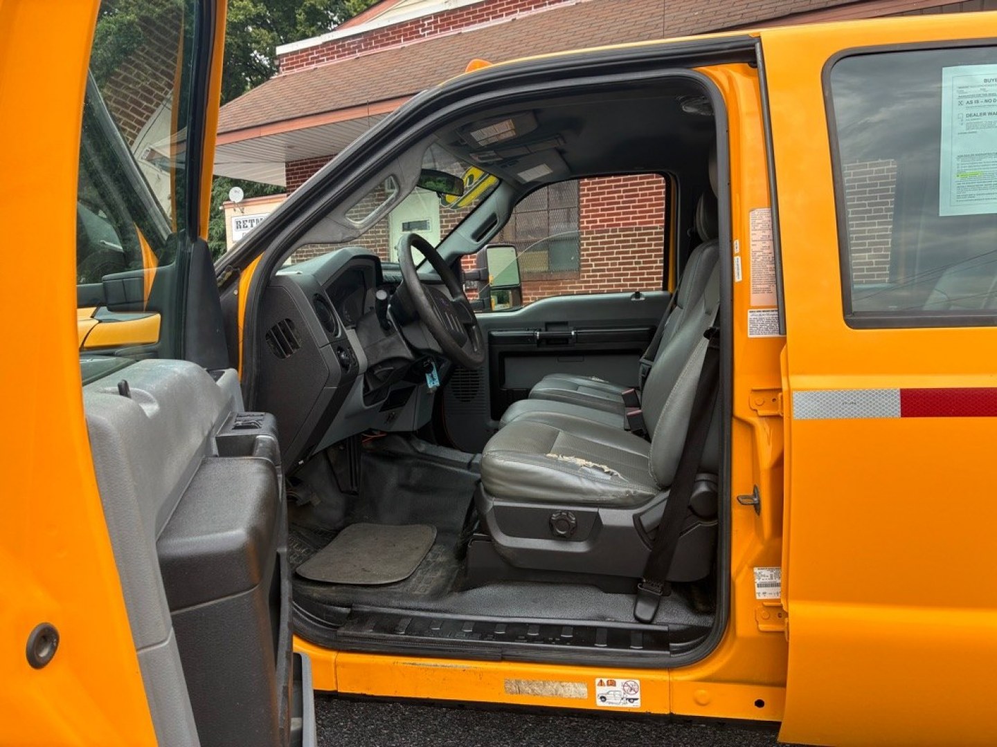 2013 YELLOW FORD F550 SUPER DUTY (1FD0W5GY1DE) with an 6.8L engine, Automatic transmission, located at 117 North Cameron Street, Harrisburg, PA, 17101, (717) 963-8962, 40.267021, -76.875351 - Hard Top 10-Cylinder Gasoline Natural A/T Power Steering Gray Vinyl Seats A/C Power Windows Power Door Locks Driver Air Bag WE FINANCE!!! MOST vehicles are available for financing. Good Credit/ Challenged Credit/ No Credit - ALL Trade-Ins Welcomed!!! APPLY ONLINE or CALL us TODAY- Photo#16