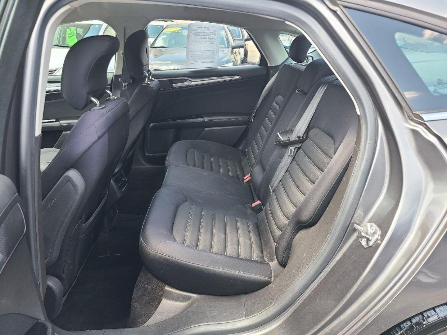 2013 GREY FORD FUSION SE (3FA6P0H76DR) with an 2.5L engine, Automatic transmission, located at 117 North Cameron Street, Harrisburg, PA, 17101, (717) 963-8962, 40.267021, -76.875351 - WE FINANCE!!! Good Credit/ Bad Credit/ No Credit - ALL Trade-Ins Welcomed!!! ***Guaranteed Credit Approval*** APPLY ONLINE or CALL us TODAY ;) Internet Prices and Marketplace Prices are SPECIAL discounted ***CASH DEALS*** Retail Prices are higher. Please call us to discuss your cash and finan - Photo#11