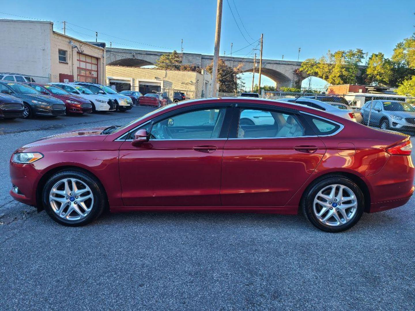 2013 RED FORD FUSION SE (3FA6P0HR0DR) with an 1.6L engine, Automatic transmission, located at 117 North Cameron Street, Harrisburg, PA, 17101, (717) 963-8962, 40.267021, -76.875351 - WE FINANCE!!! Good Credit/ Bad Credit/ No Credit - ALL Trade-Ins Welcomed!!! ***Guaranteed Credit Approval*** APPLY ONLINE or CALL us TODAY ;) Please call us to discuss your cash and financing options. - Photo#1