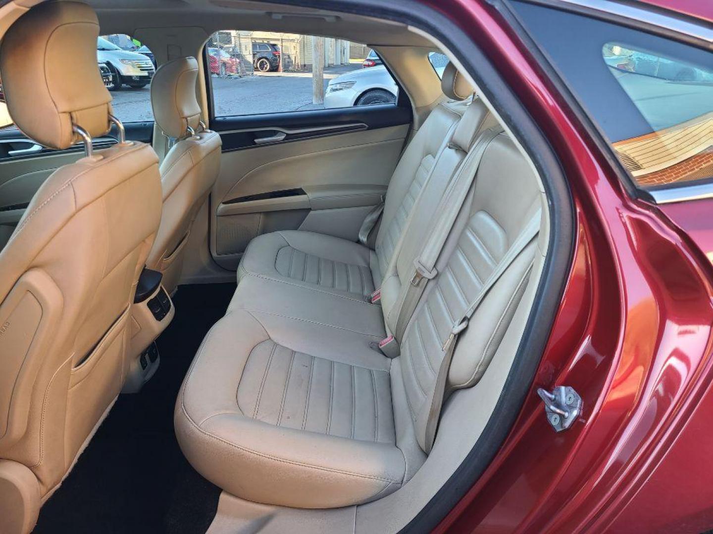 2013 RED FORD FUSION SE (3FA6P0HR0DR) with an 1.6L engine, Automatic transmission, located at 117 North Cameron Street, Harrisburg, PA, 17101, (717) 963-8962, 40.267021, -76.875351 - WE FINANCE!!! Good Credit/ Bad Credit/ No Credit - ALL Trade-Ins Welcomed!!! ***Guaranteed Credit Approval*** APPLY ONLINE or CALL us TODAY ;) Please call us to discuss your cash and financing options. - Photo#26