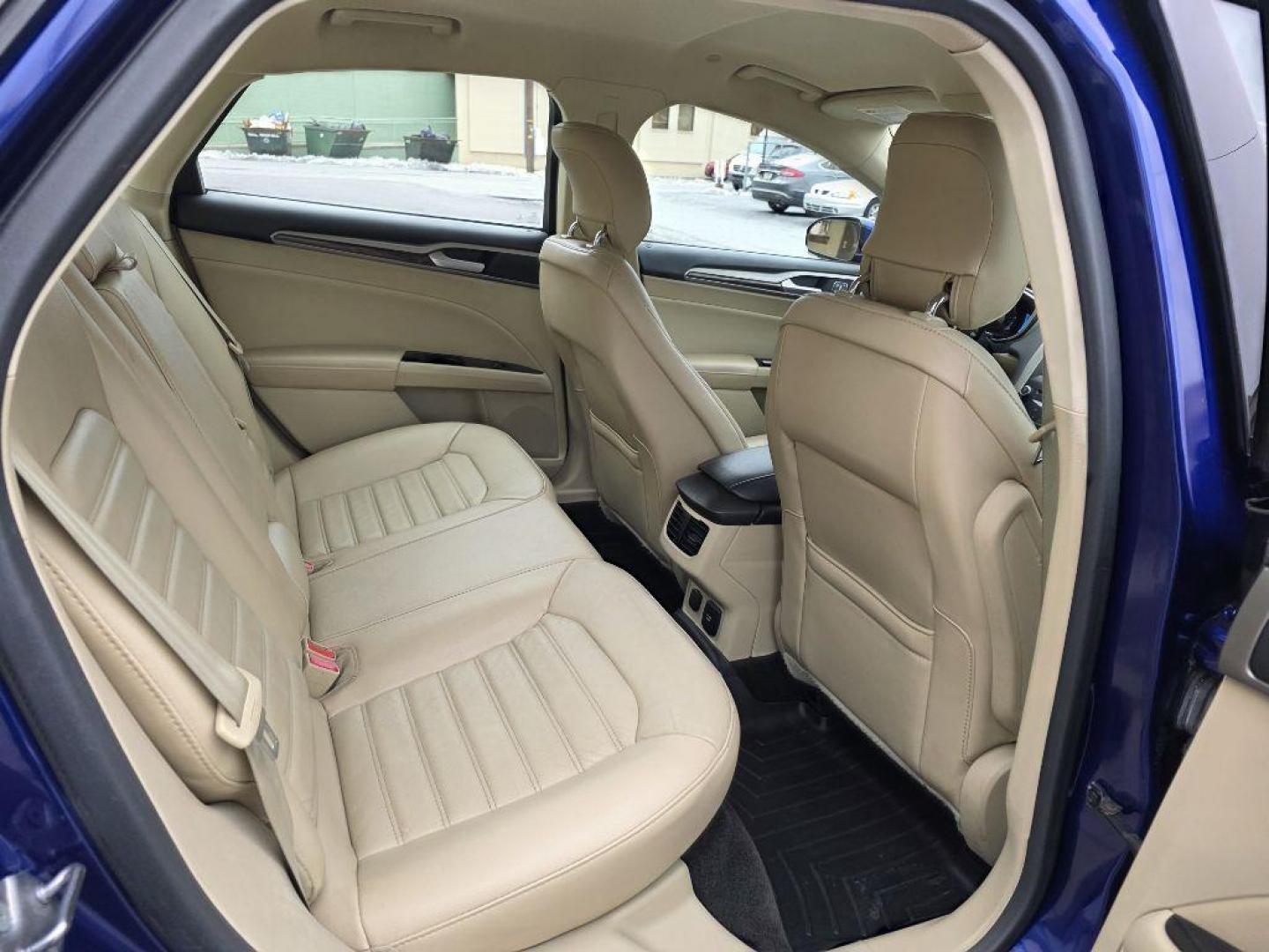 2013 BLUE FORD FUSION SE PHEV (3FA6P0PU7DR) with an 2.0L engine, Continuously Variable transmission, located at 117 North Cameron Street, Harrisburg, PA, 17101, (717) 963-8962, 40.267021, -76.875351 - WE FINANCE!!! Good Credit/ Bad Credit/ No Credit - ALL Trade-Ins Welcomed!!! ***Guaranteed Credit Approval*** APPLY ONLINE or CALL us TODAY ;) Please call us to discuss your cash and financing options. - Photo#10