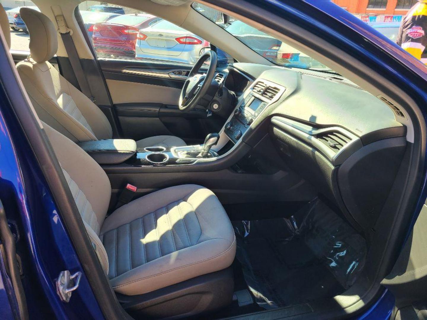 2013 BLUE FORD FUSION S (3FA6P0G77DR) with an 2.5L engine, Automatic transmission, located at 117 North Cameron Street, Harrisburg, PA, 17101, (717) 963-8962, 40.267021, -76.875351 - WE FINANCE!!! Good Credit/ Bad Credit/ No Credit - ALL Trade-Ins Welcomed!!! ***Guaranteed Credit Approval*** APPLY ONLINE or CALL us TODAY ;) Please call us to discuss your cash and financing options. - Photo#8