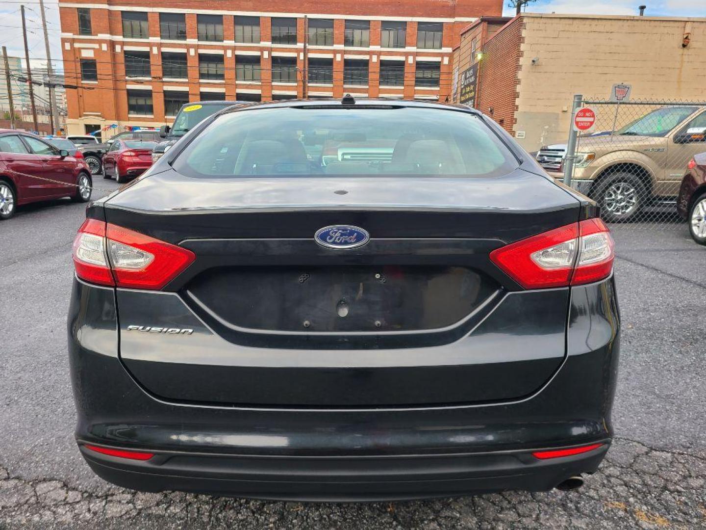 2013 BLACK FORD FUSION S (3FA6P0G74DR) with an 2.5L engine, Automatic transmission, located at 117 North Cameron Street, Harrisburg, PA, 17101, (717) 963-8962, 40.267021, -76.875351 - WE FINANCE!!! Good Credit/ Bad Credit/ No Credit - ALL Trade-Ins Welcomed!!! ***Guaranteed Credit Approval*** APPLY ONLINE or CALL us TODAY ;) Please call us to discuss your cash and financing options. - Photo#3