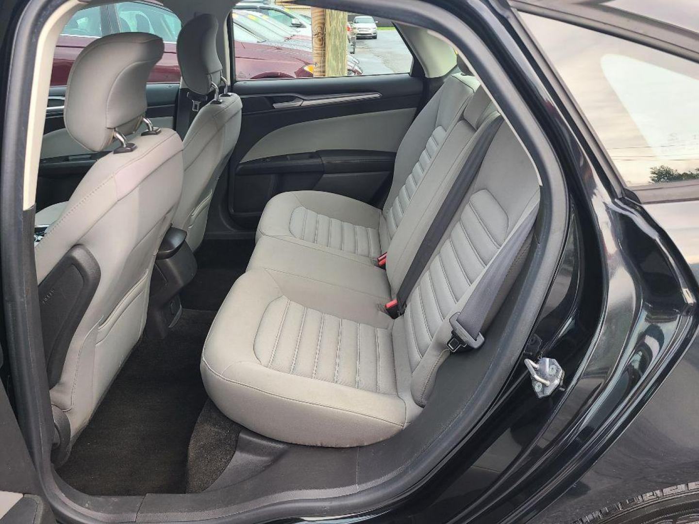 2013 BLACK FORD FUSION S (3FA6P0G74DR) with an 2.5L engine, Automatic transmission, located at 117 North Cameron Street, Harrisburg, PA, 17101, (717) 963-8962, 40.267021, -76.875351 - WE FINANCE!!! Good Credit/ Bad Credit/ No Credit - ALL Trade-Ins Welcomed!!! ***Guaranteed Credit Approval*** APPLY ONLINE or CALL us TODAY ;) Please call us to discuss your cash and financing options. - Photo#11