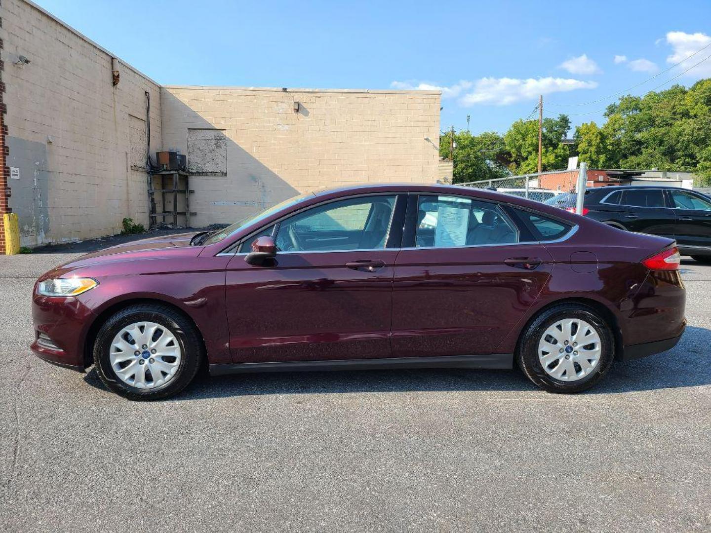 2013 MAROON FORD FUSION S (3FA6P0G76DR) with an 2.5L engine, Automatic transmission, located at 117 North Cameron Street, Harrisburg, PA, 17101, (717) 963-8962, 40.267021, -76.875351 - WE FINANCE!!! Good Credit/ Bad Credit/ No Credit - ALL Trade-Ins Welcomed!!! ***Guaranteed Credit Approval*** APPLY ONLINE or CALL us TODAY ;) Internet Prices and Marketplace Prices are SPECIAL discounted ***CASH DEALS*** Retail Prices are higher. Please call us to discuss your cash and finan - Photo#1