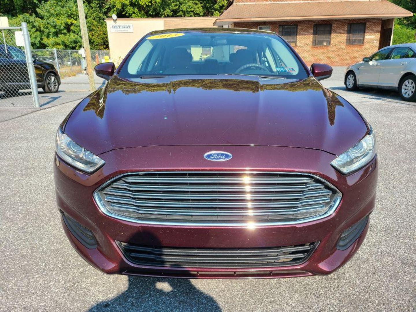 2013 MAROON FORD FUSION S (3FA6P0G76DR) with an 2.5L engine, Automatic transmission, located at 117 North Cameron Street, Harrisburg, PA, 17101, (717) 963-8962, 40.267021, -76.875351 - WE FINANCE!!! Good Credit/ Bad Credit/ No Credit - ALL Trade-Ins Welcomed!!! ***Guaranteed Credit Approval*** APPLY ONLINE or CALL us TODAY ;) Internet Prices and Marketplace Prices are SPECIAL discounted ***CASH DEALS*** Retail Prices are higher. Please call us to discuss your cash and finan - Photo#7