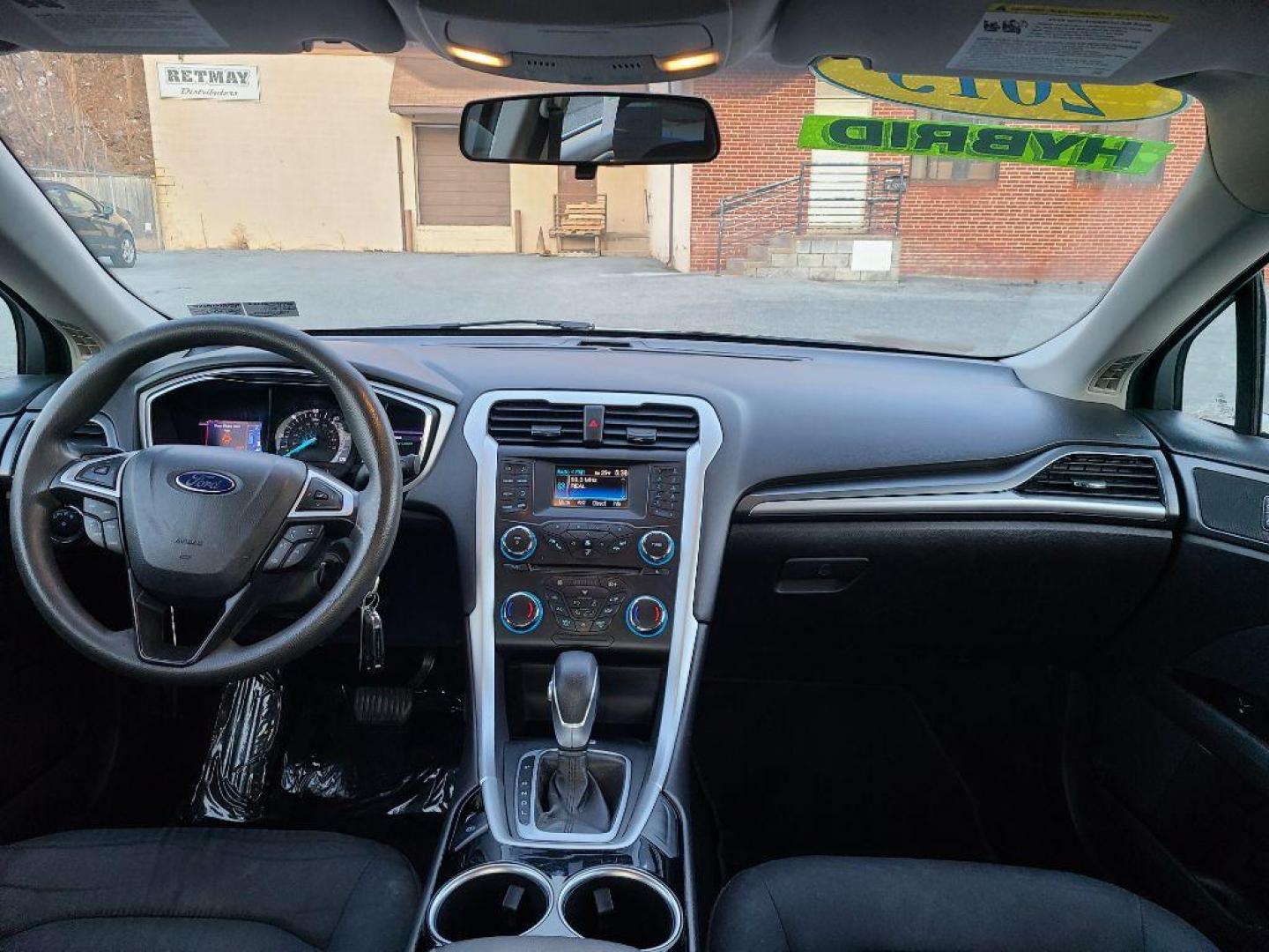 2013 WHITE FORD FUSION SE HYBRID (3FA6P0LUXDR) with an 2.0L engine, Continuously Variable transmission, located at 7981 Paxton Street, Harrisburg, PA, 17111, (717) 561-2926, 40.261490, -76.749229 - Photo#8
