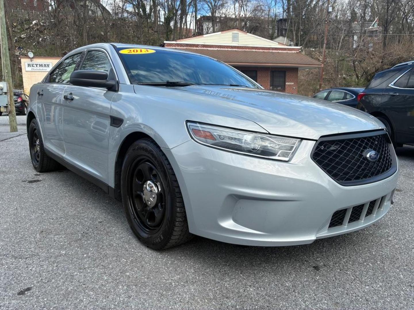 2013 SILVER FORD TAURUS POLICE INTERCEPTOR (1FAHP2MK3DG) with an 3.7L engine, Automatic transmission, located at 117 North Cameron Street, Harrisburg, PA, 17101, (717) 963-8962, 40.267021, -76.875351 - Photo#6