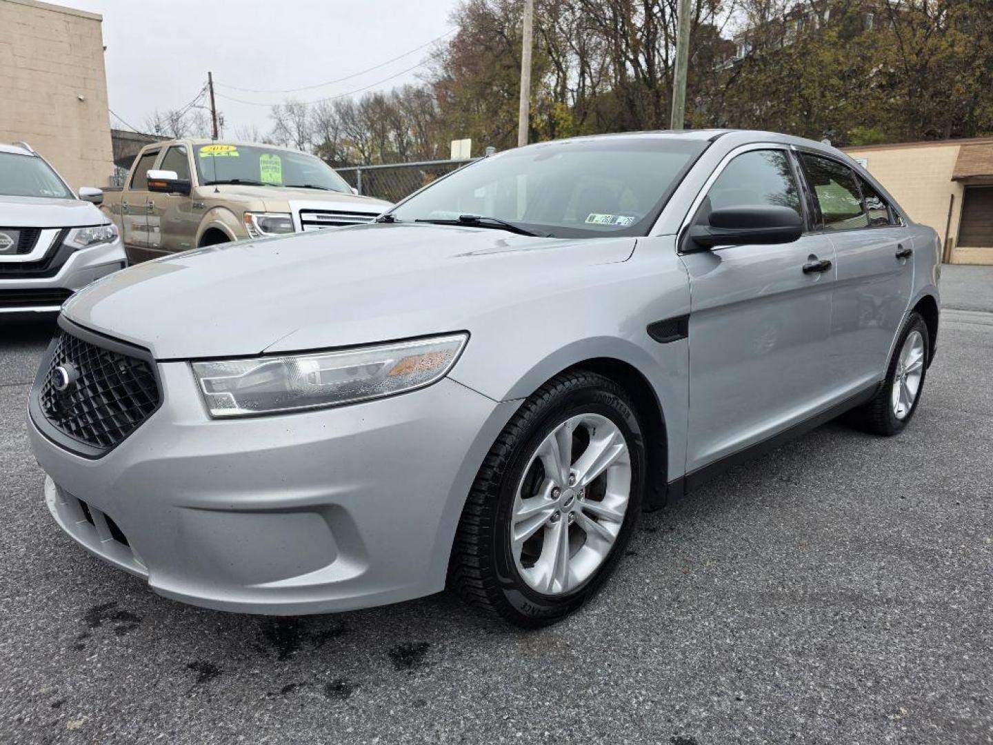2013 SILVER FORD TAURUS POLICE INTERCEPTOR (1FAHP2M87DG) with an 3.5L engine, Automatic transmission, located at 117 North Cameron Street, Harrisburg, PA, 17101, (717) 963-8962, 40.267021, -76.875351 - WE FINANCE!!! Good Credit/ Bad Credit/ No Credit - ALL Trade-Ins Welcomed!!! ***Guaranteed Credit Approval*** APPLY ONLINE or CALL us TODAY ;) Please call us to discuss your cash and financing options. - Photo#0