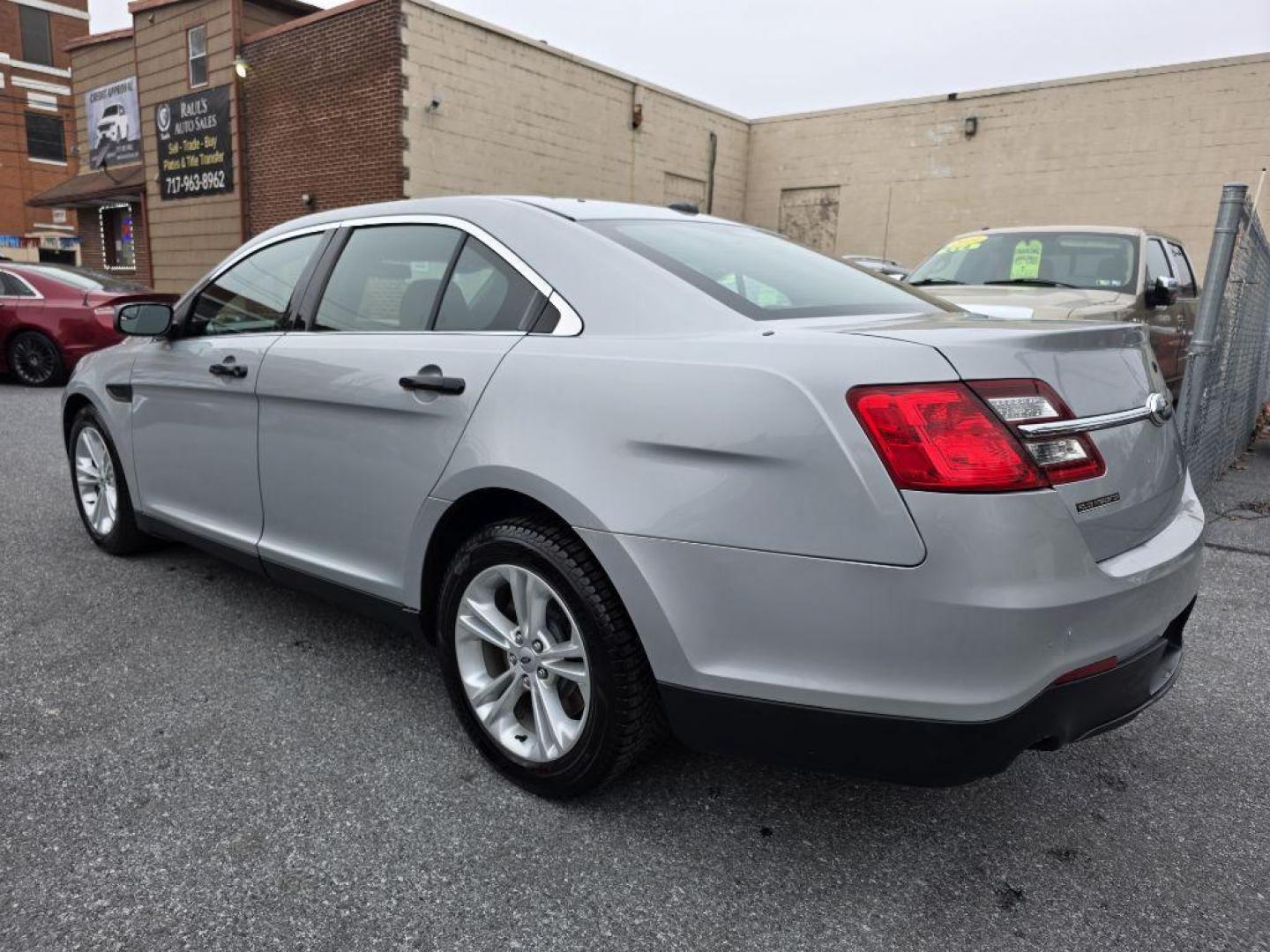 2013 SILVER FORD TAURUS POLICE INTERCEPTOR (1FAHP2M87DG) with an 3.5L engine, Automatic transmission, located at 117 North Cameron Street, Harrisburg, PA, 17101, (717) 963-8962, 40.267021, -76.875351 - WE FINANCE!!! Good Credit/ Bad Credit/ No Credit - ALL Trade-Ins Welcomed!!! ***Guaranteed Credit Approval*** APPLY ONLINE or CALL us TODAY ;) Please call us to discuss your cash and financing options. - Photo#1