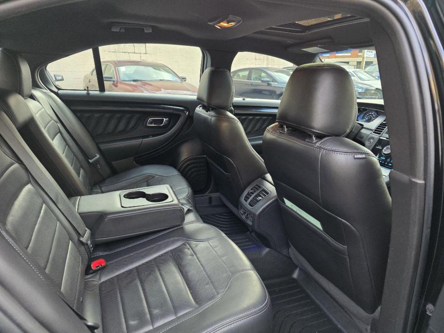 2013 BLACK FORD TAURUS SHO (1FAHP2KT5DG) with an 3.5L engine, Automatic transmission, located at 117 North Cameron Street, Harrisburg, PA, 17101, (717) 963-8962, 40.267021, -76.875351 - WE FINANCE!!! Good Credit/ Bad Credit/ No Credit - ALL Trade-Ins Welcomed!!! ***Guaranteed Credit Approval*** APPLY ONLINE or CALL us TODAY ;) Please call us to discuss your cash and financing options. - Photo#11