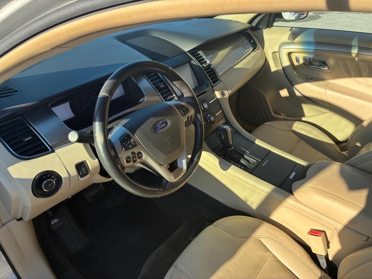 2013 SILVER FORD TAURUS SEL (1FAHP2E85DG) with an 3.5L engine, Automatic transmission, located at 117 North Cameron Street, Harrisburg, PA, 17101, (717) 963-8962, 40.267021, -76.875351 - WE FINANCE!!! Good Credit/ Challenged Credit/ No Credit - ALL Trade-Ins Welcomed!!! APPLY ONLINE or CALL us TODAY ;) Please call us to discuss your cash and/or financing options. - Photo#12