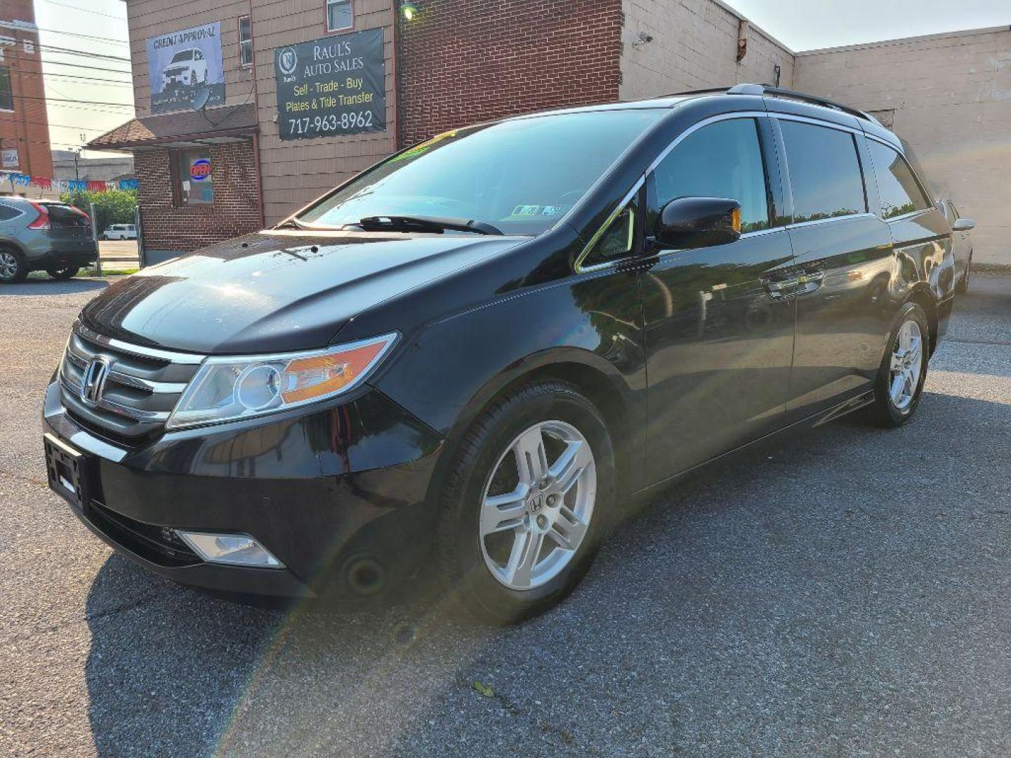 2013 BLACK HONDA ODYSSEY TOURING (5FNRL5H93DB) with an 3.5L engine, Automatic transmission, located at 117 North Cameron Street, Harrisburg, PA, 17101, (717) 963-8962, 40.267021, -76.875351 - Photo#0