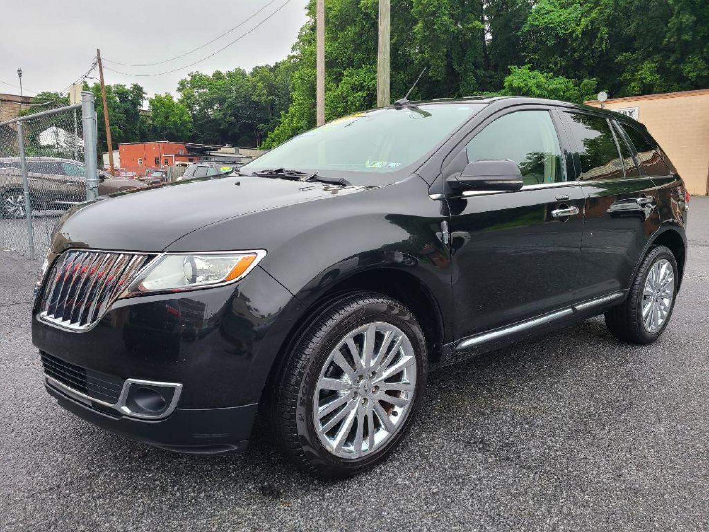2013 BLACK LINCOLN MKX AWD (2LMDJ8JK4DB) with an 3.7L engine, Automatic transmission, located at 117 North Cameron Street, Harrisburg, PA, 17101, (717) 963-8962, 40.267021, -76.875351 - WE FINANCE!!! Good Credit/ Bad Credit/ No Credit - ALL Trade-Ins Welcomed!!! ***Guaranteed Credit Approval*** APPLY ONLINE or CALL us TODAY ;) Internet Prices and Marketplace Prices are SPECIAL discounted ***CASH DEALS*** Retail Prices are higher. Please call us to discuss your cash and finan - Photo#0