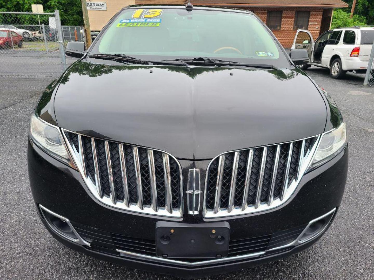 2013 BLACK LINCOLN MKX AWD (2LMDJ8JK2DB) with an 3.7L engine, Automatic transmission, located at 117 North Cameron Street, Harrisburg, PA, 17101, (717) 963-8962, 40.267021, -76.875351 - WE FINANCE!!! Good Credit/ Bad Credit/ No Credit - ALL Trade-Ins Welcomed!!! ***Guaranteed Credit Approval*** APPLY ONLINE or CALL us TODAY ;) Internet Prices and Marketplace Prices are SPECIAL discounted ***CASH DEALS*** Retail Prices are higher. Please call us to discuss your cash and finan - Photo#5