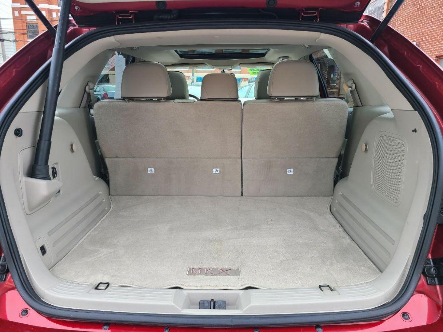 2013 RED LINCOLN MKX SUV (2LMDJ6JK6DB) with an 3.7L engine, Automatic transmission, located at 7981 Paxton Street, Harrisburg, PA, 17111, (717) 561-2926, 40.261490, -76.749229 - WE FINANCE!!! Good Credit/ Bad Credit/ No Credit - ALL Trade-Ins Welcomed!!! ***Guaranteed Credit Approval*** APPLY ONLINE or CALL us TODAY ;) Internet Prices and Marketplace Prices are SPECIAL discounted ***CASH DEALS*** Retail Prices are higher. Please call us to discuss your cash and finan - Photo#16