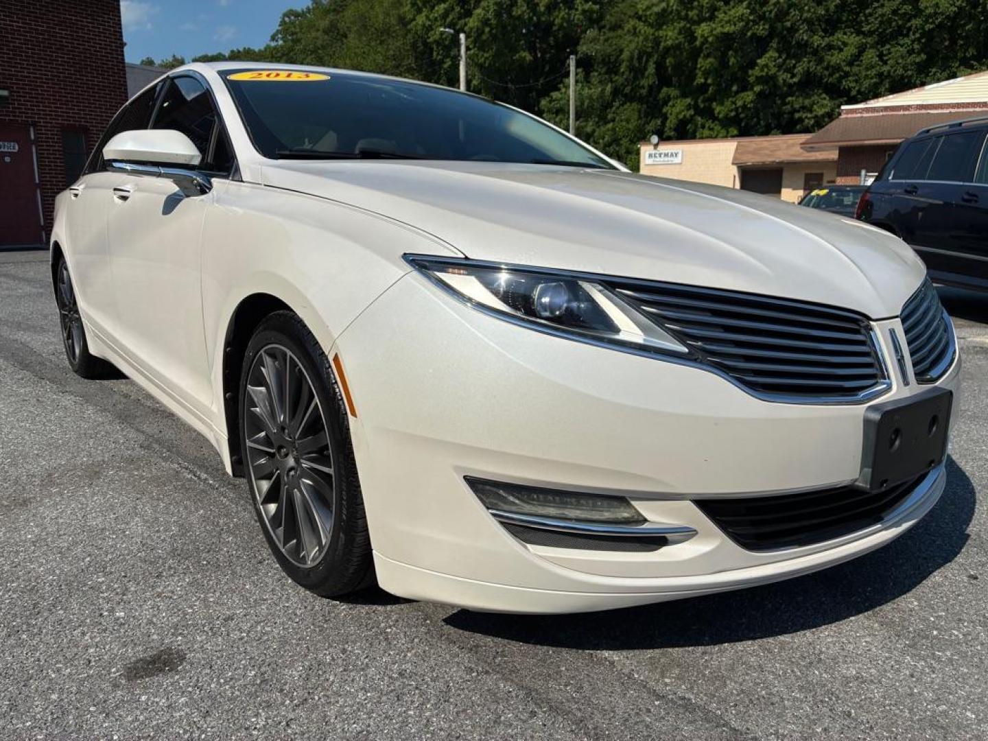 2013 WHITE LINCOLN MKZ (3LN6L2GK0DR) with an 3.7L engine, Automatic transmission, located at 117 North Cameron Street, Harrisburg, PA, 17101, (717) 963-8962, 40.267021, -76.875351 - WE FINANCE!!! MOST vehicles are available for financing. Good Credit/ Challenged Credit/ No Credit - ALL Trade-Ins Welcomed!!! APPLY ONLINE or CALL us TODAY Please call us to discuss your cash and/or financing options. Thanks for checking our inventory! We're here to help. - Photo#6