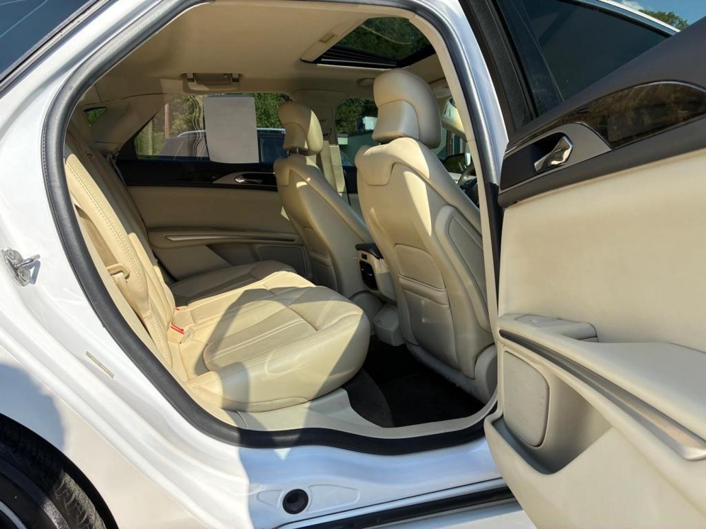 2013 WHITE LINCOLN MKZ (3LN6L2GK0DR) with an 3.7L engine, Automatic transmission, located at 117 North Cameron Street, Harrisburg, PA, 17101, (717) 963-8962, 40.267021, -76.875351 - WE FINANCE!!! MOST vehicles are available for financing. Good Credit/ Challenged Credit/ No Credit - ALL Trade-Ins Welcomed!!! APPLY ONLINE or CALL us TODAY Please call us to discuss your cash and/or financing options. Thanks for checking our inventory! We're here to help. - Photo#9